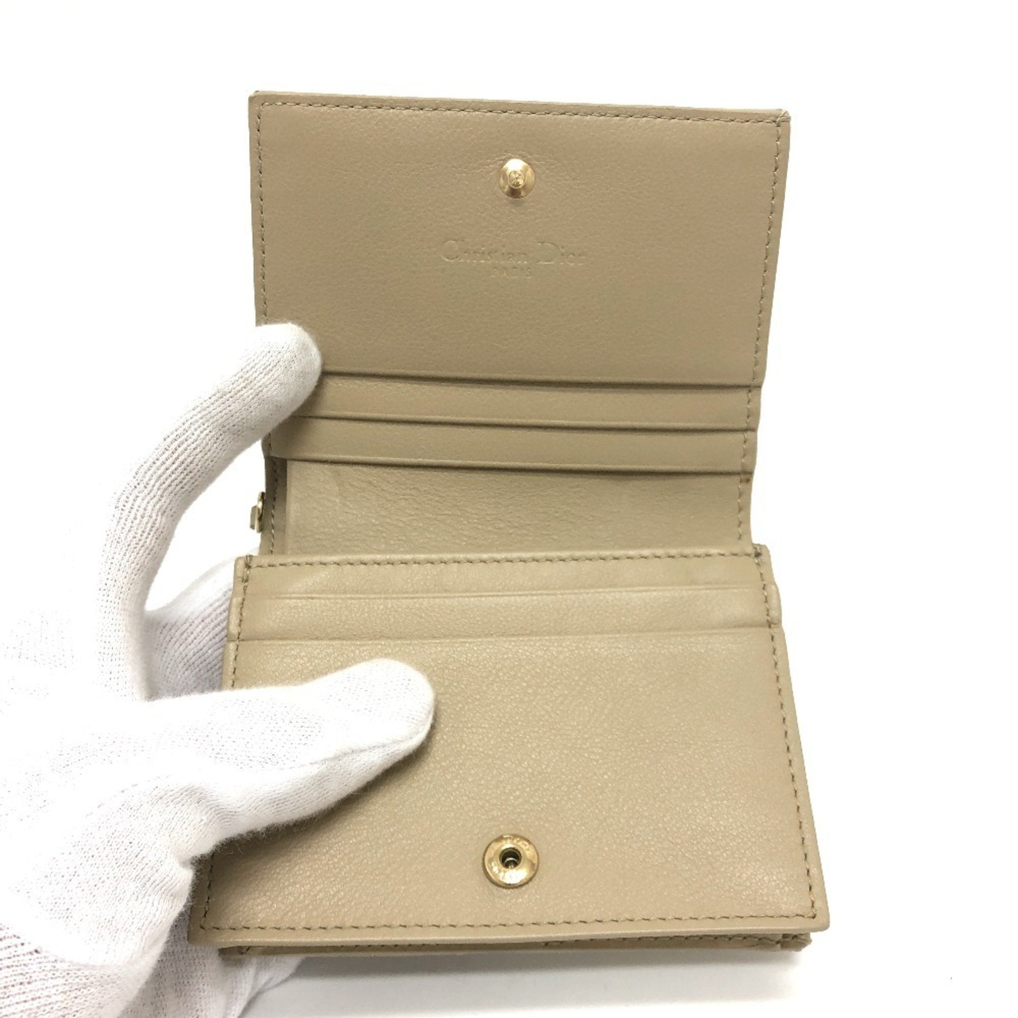 Christian Dior Beige Leather Wallet (Bi-Fold) (Pre-Owned)