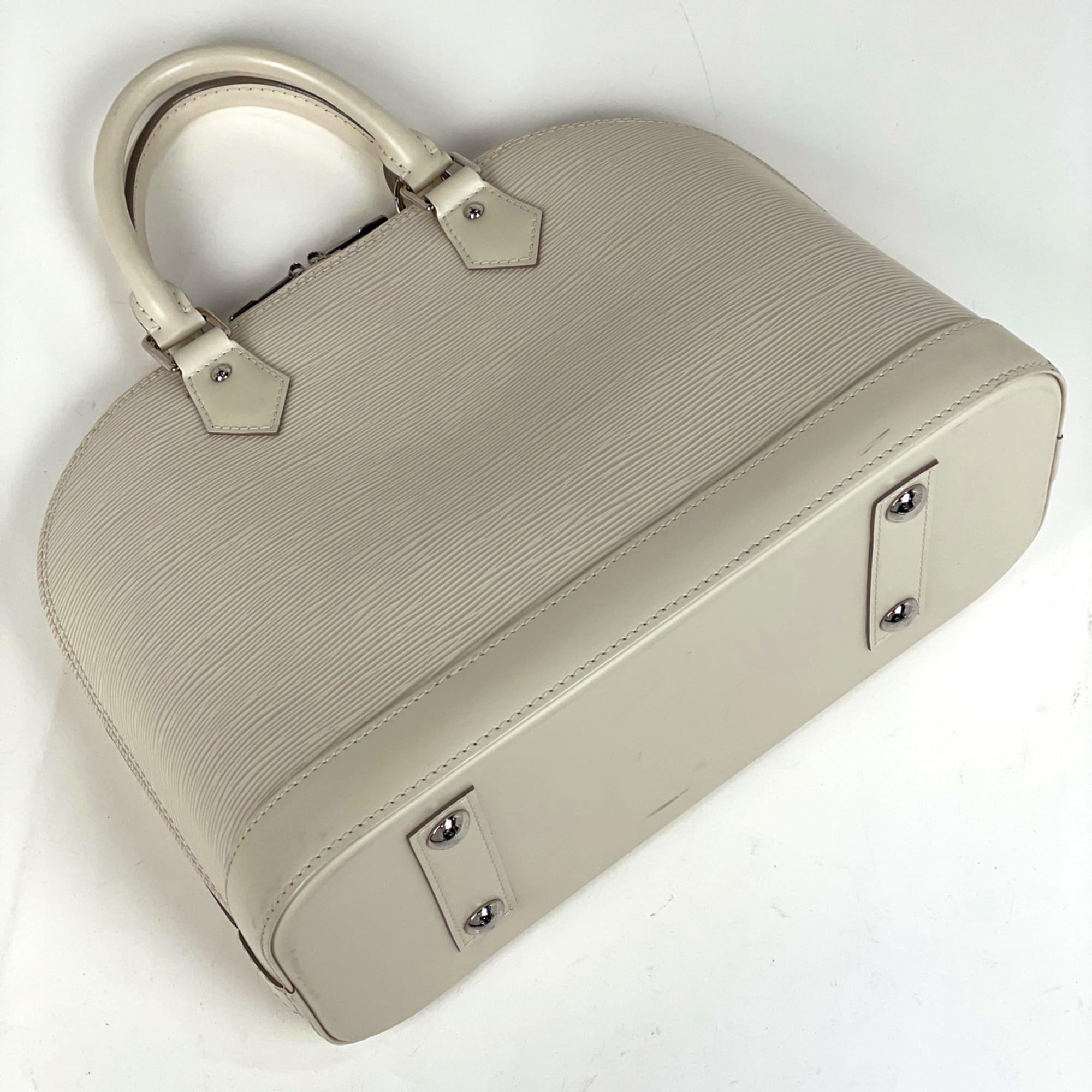 Louis Vuitton Epi Lv Off White Epi Leather Handbag Shoulder Bag (Pre-Owned)