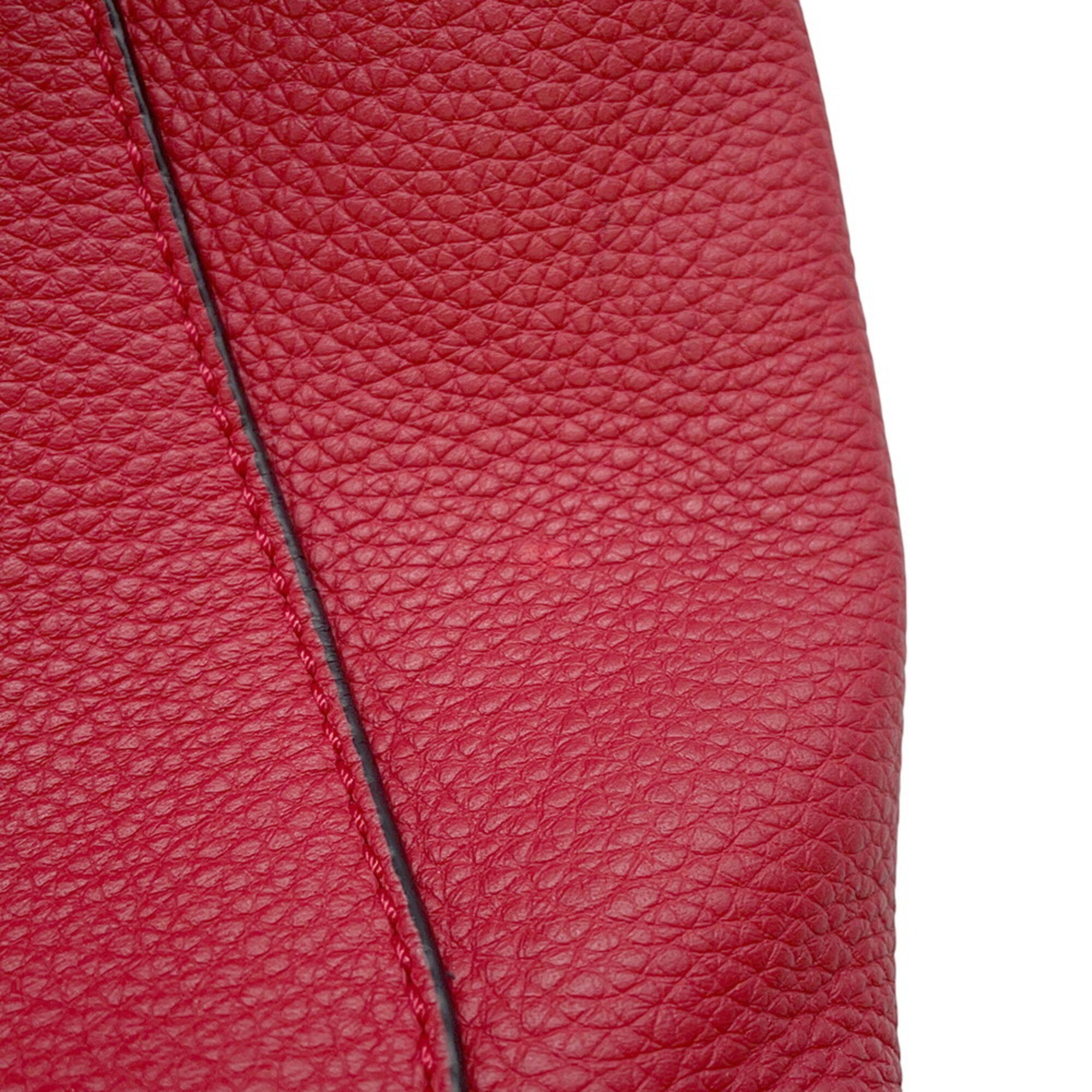 Loewe Red Color Leather Handbag (Pre-Owned)