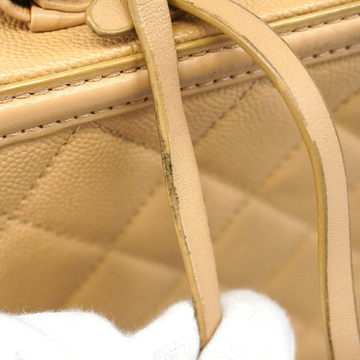 Chanel Beige Grained Calfskin Vanity Bag (Pre-Owned)
