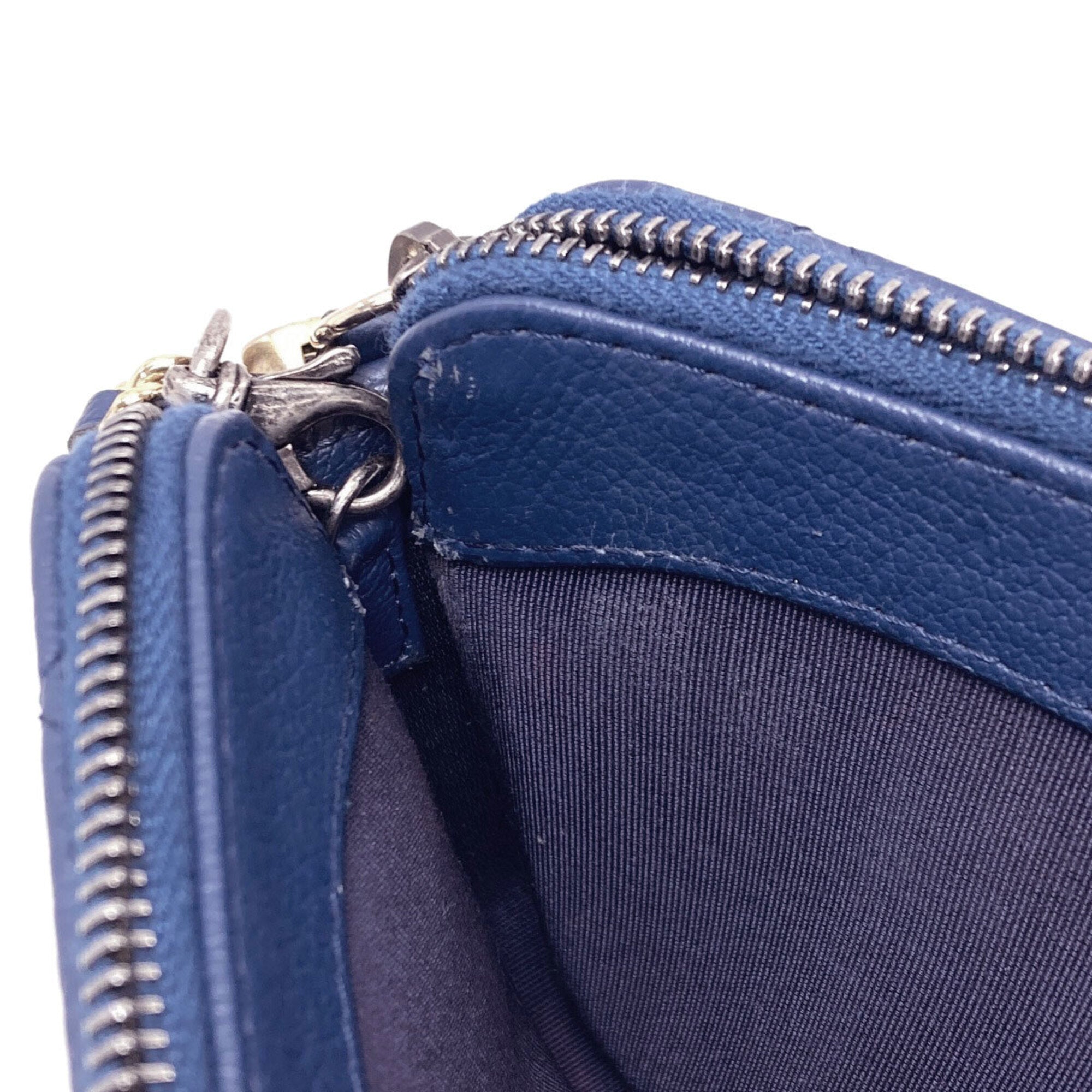 Chanel Navy Shoulder Bag (Pre-Owned)