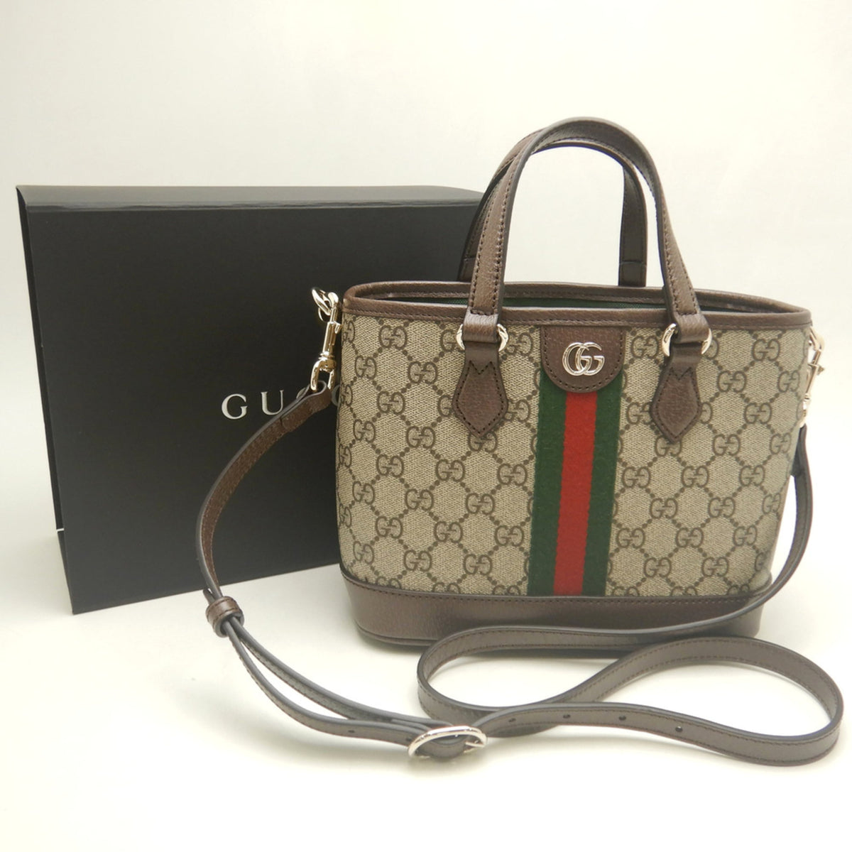 Gucci Beige Gg Supreme Canvas Leather Tote Bag (Pre-Owned)