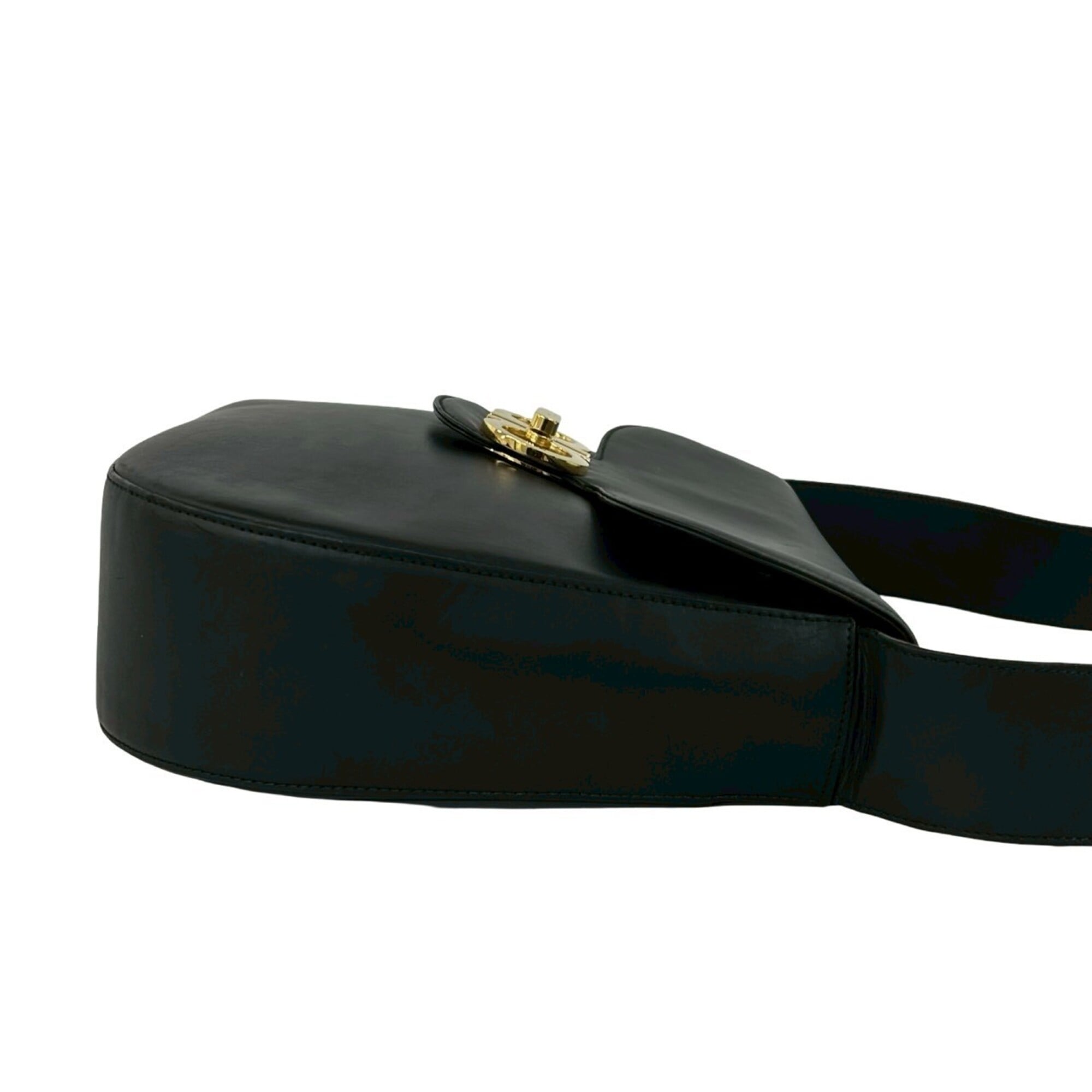 Salvatore Ferragamo Black Leather Pochette Shoulder Bag (Pre-Owned)