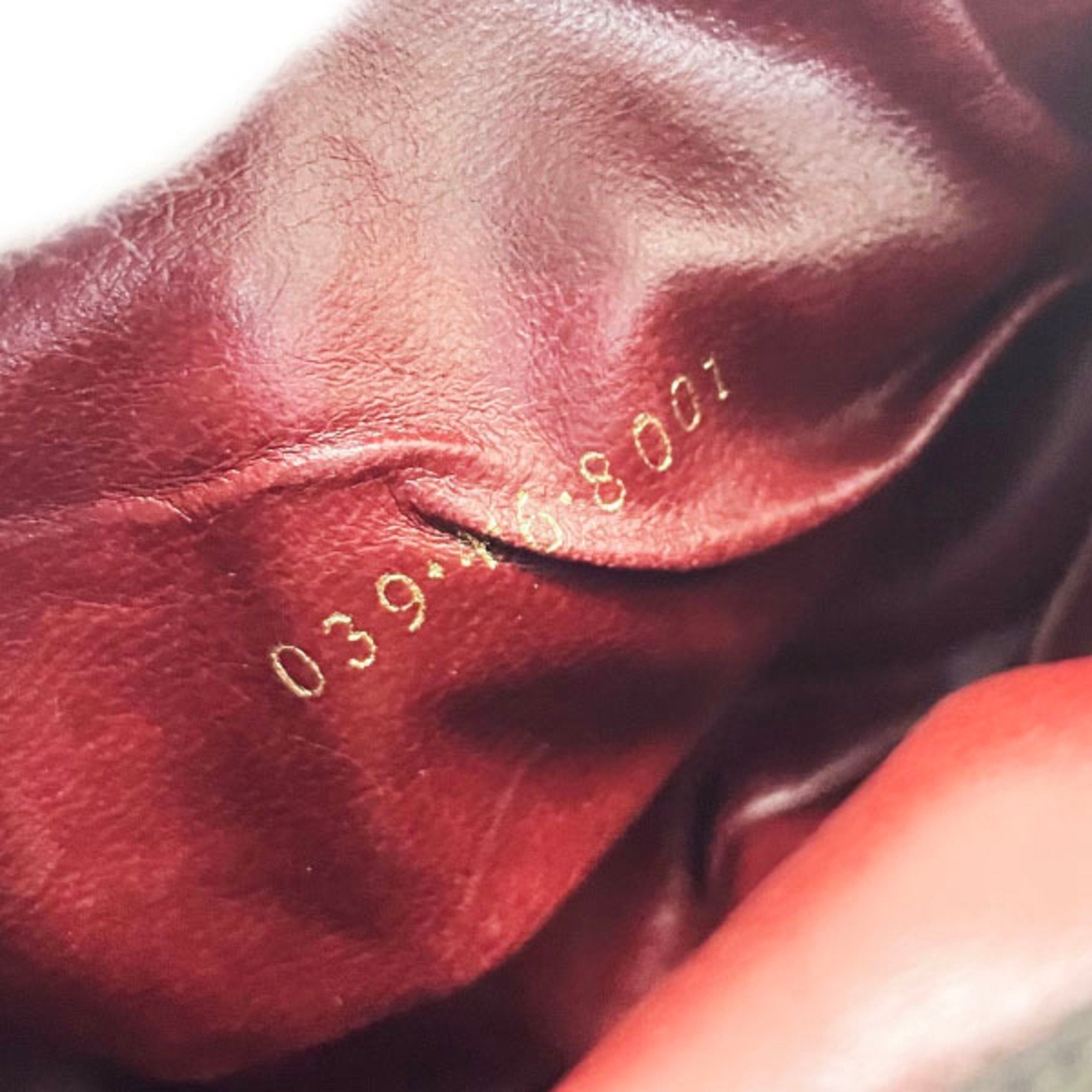 Gucci Black Leather Pouch (Pre-Owned)