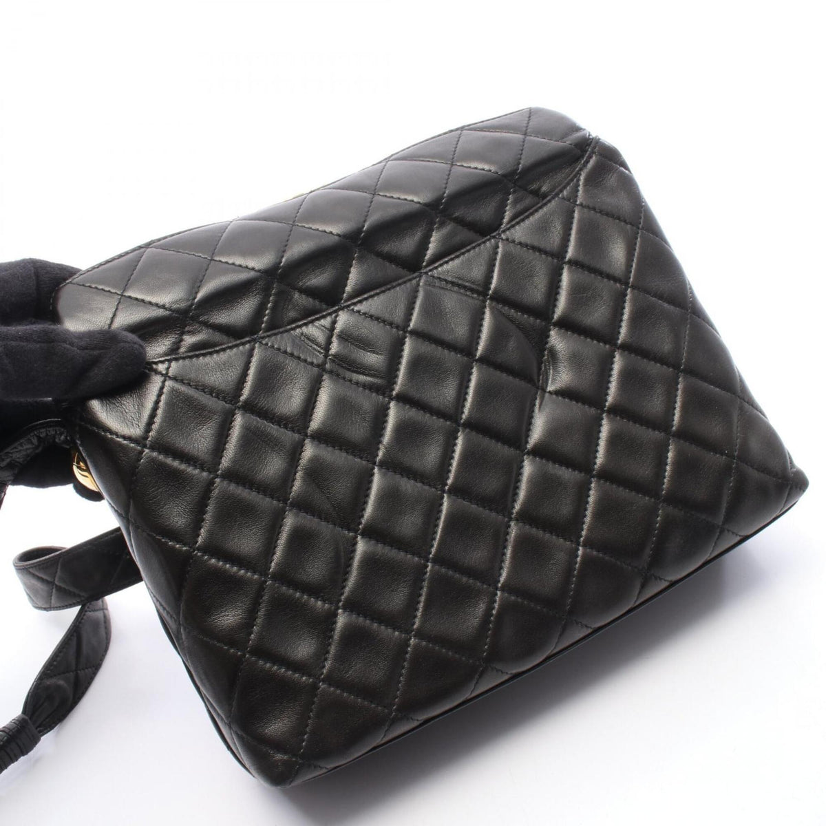 Chanel Black Leather Handbag Shoulder Bag (Pre-Owned)