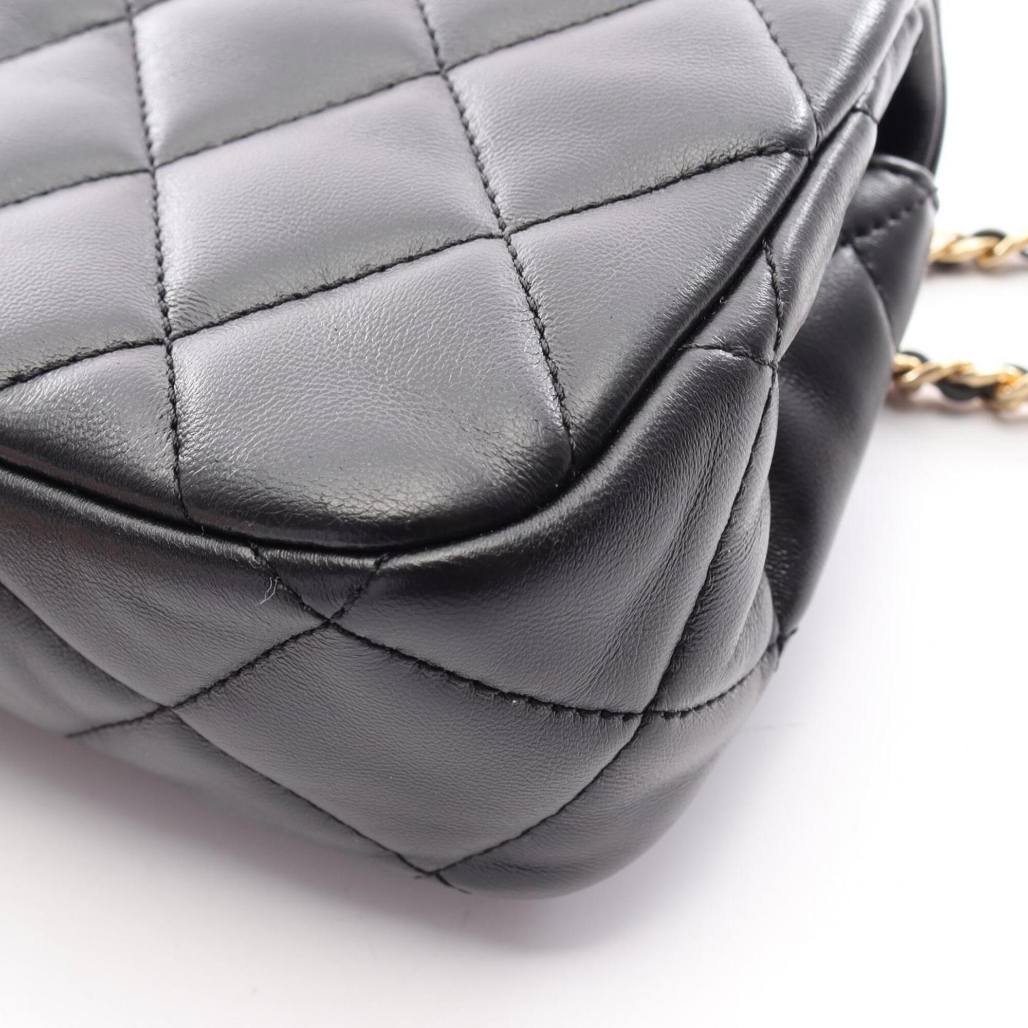 Chanel Matelasse Black Leather Handbag Shoulder Bag (Pre-Owned)