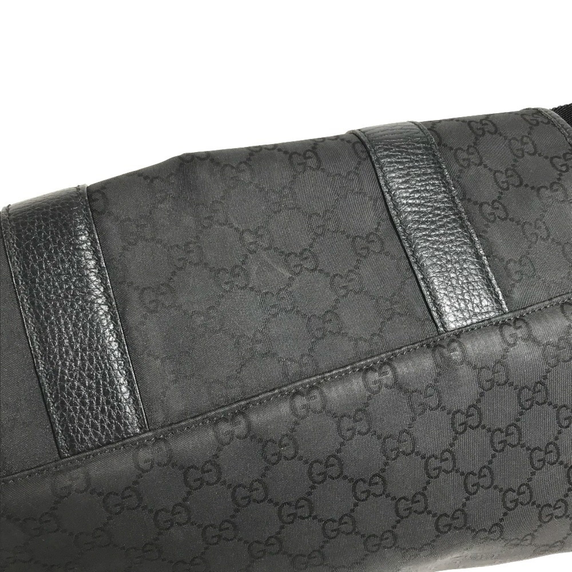 Gucci Black Nylon Leather Shoulder Bag (Pre-Owned)