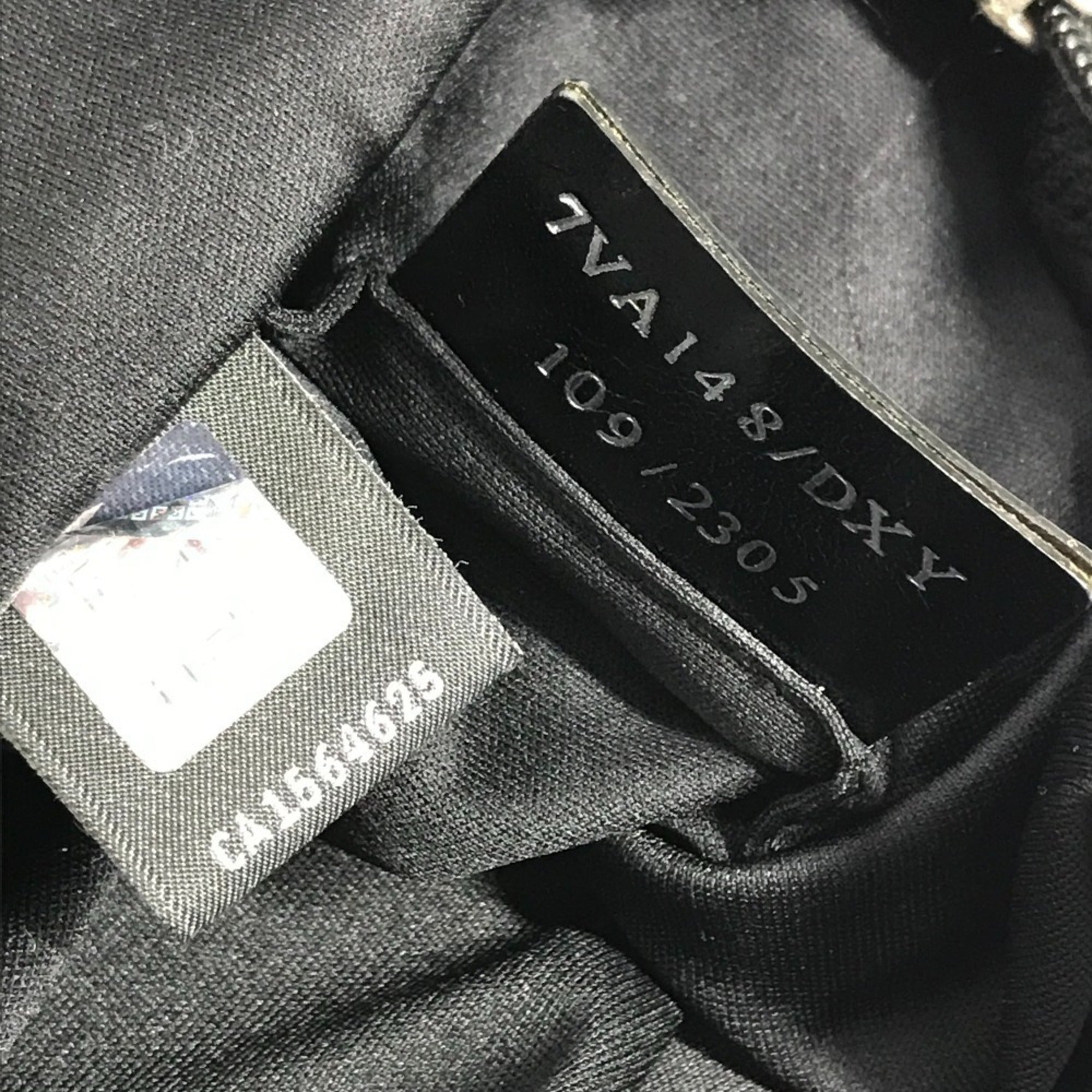 Fendi Black Leather Nylon Messenger Bag Shoulder Bag (Pre-Owned)