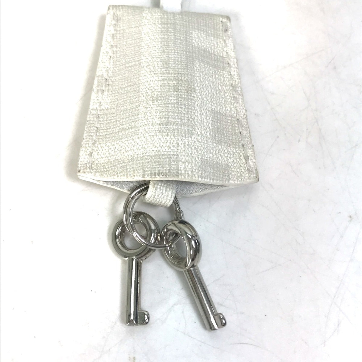 Fendi White Leather Boston Bag (Pre-Owned)