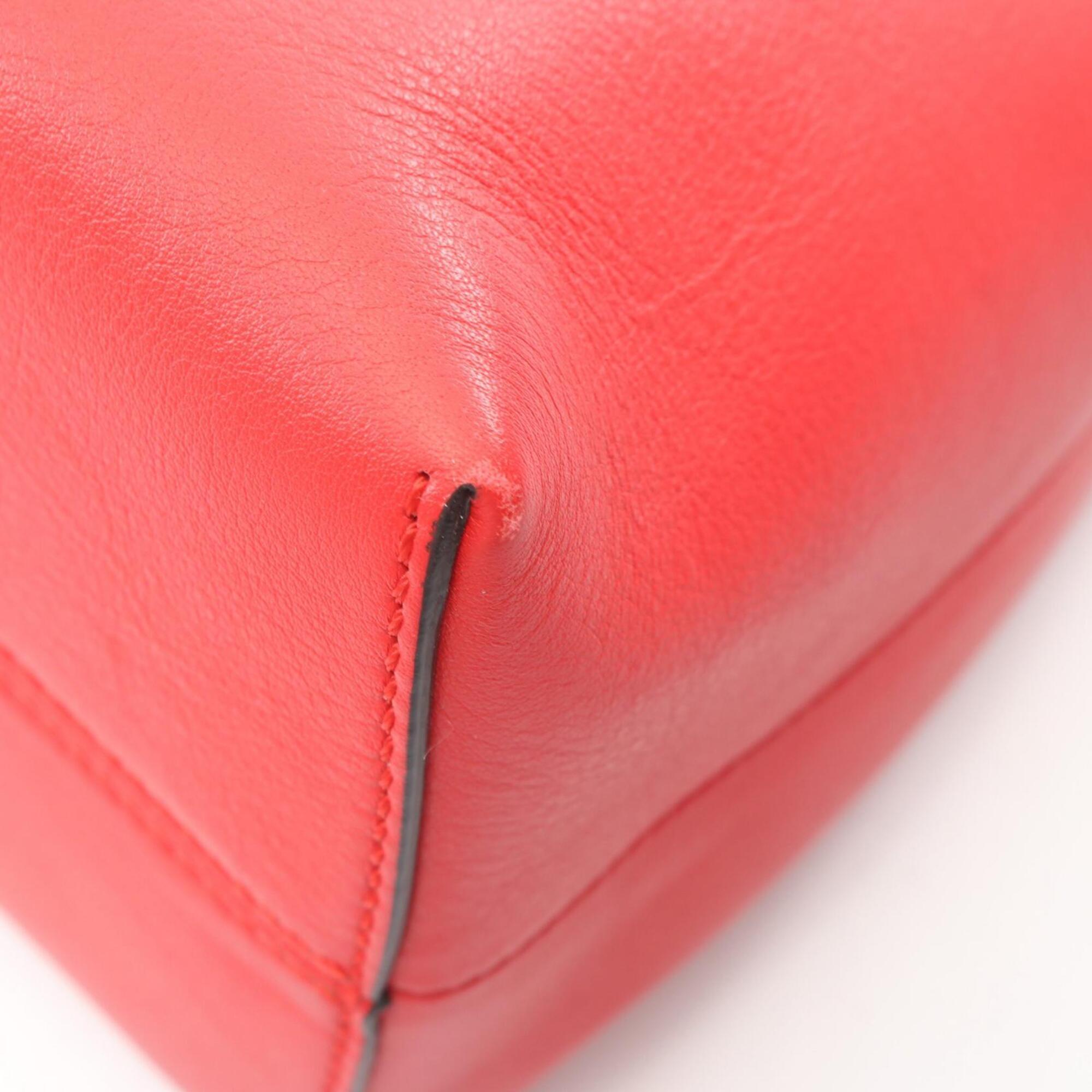 Fendi Red Color Leather Handbag (Pre-Owned)