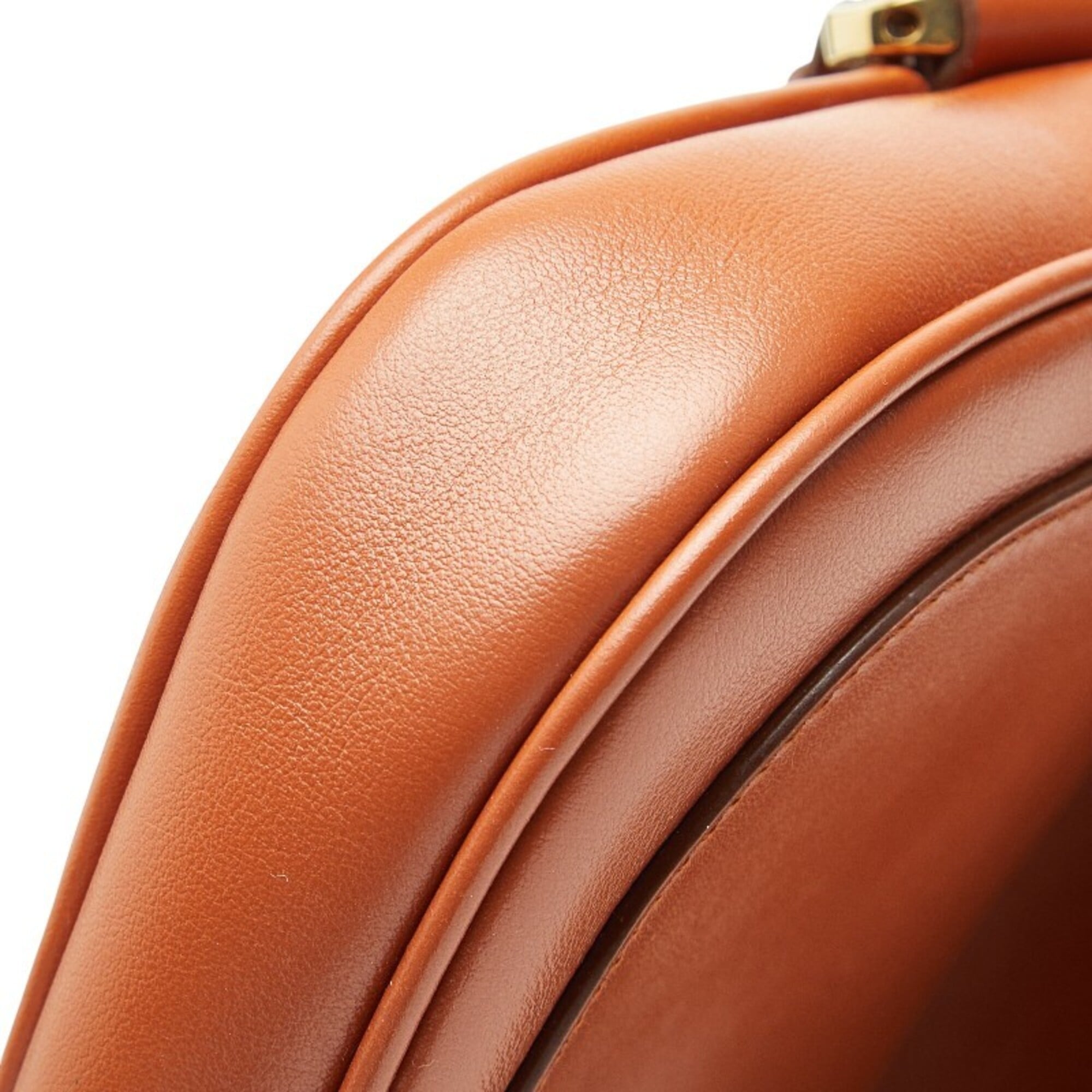 Tod's Brown Leather Shoulder Bag (Pre-Owned)
