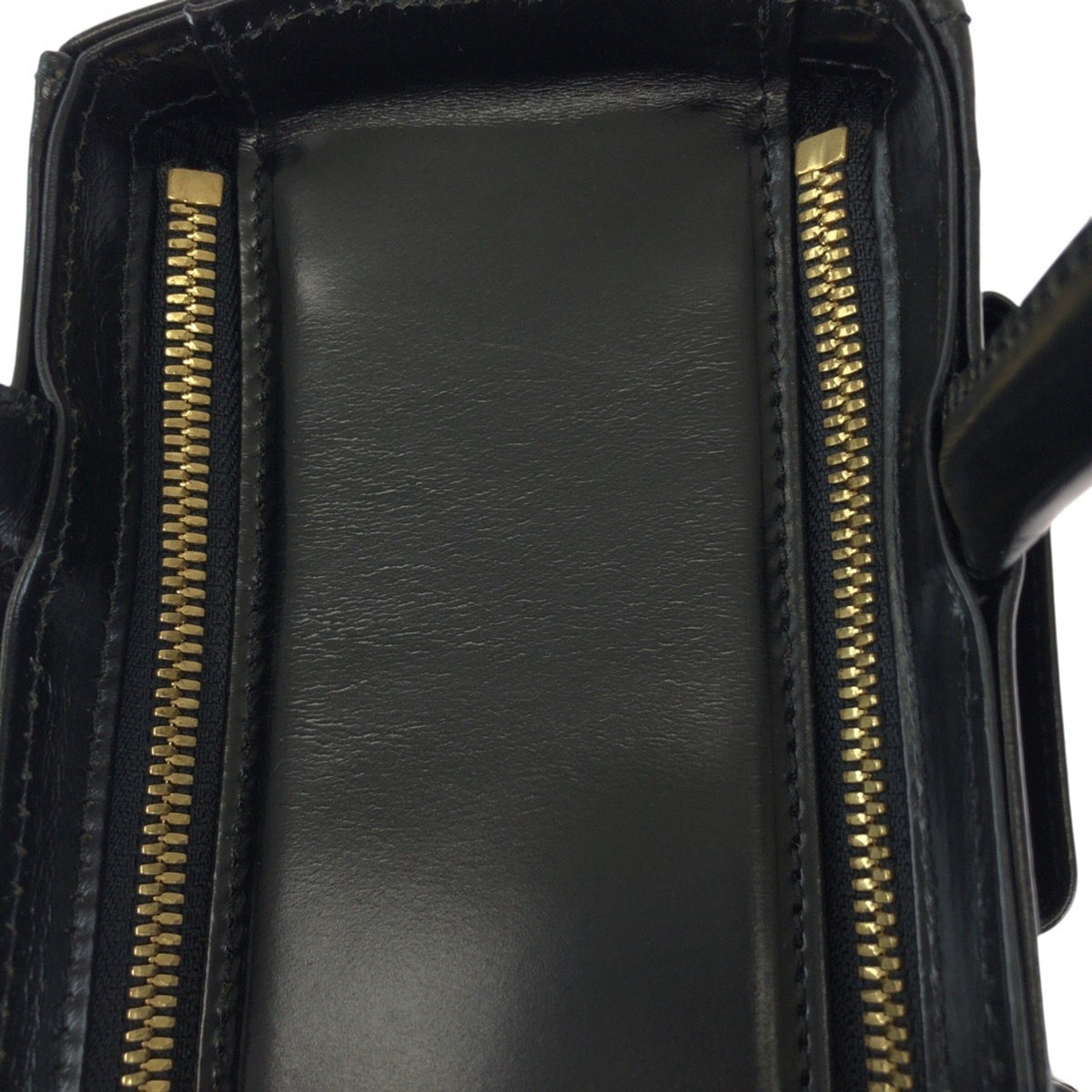 Versace Black Leather Handbag Tote Bag (Pre-Owned)