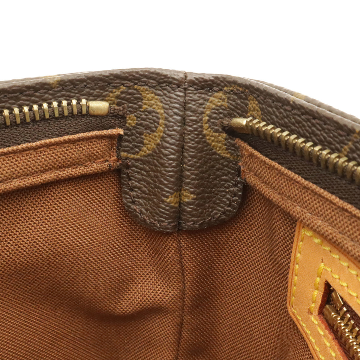 Louis Vuitton Brown Monogram Canvas Pochette Shoulder Bag (Pre-Owned)