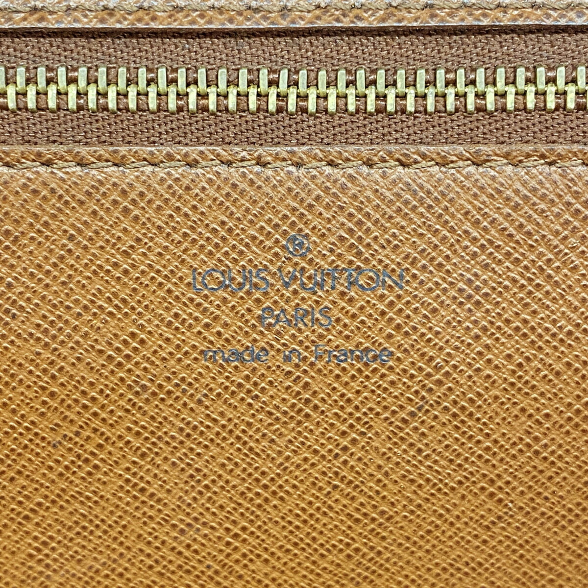 Louis Vuitton Brown Shoulder Bag (Pre-Owned)