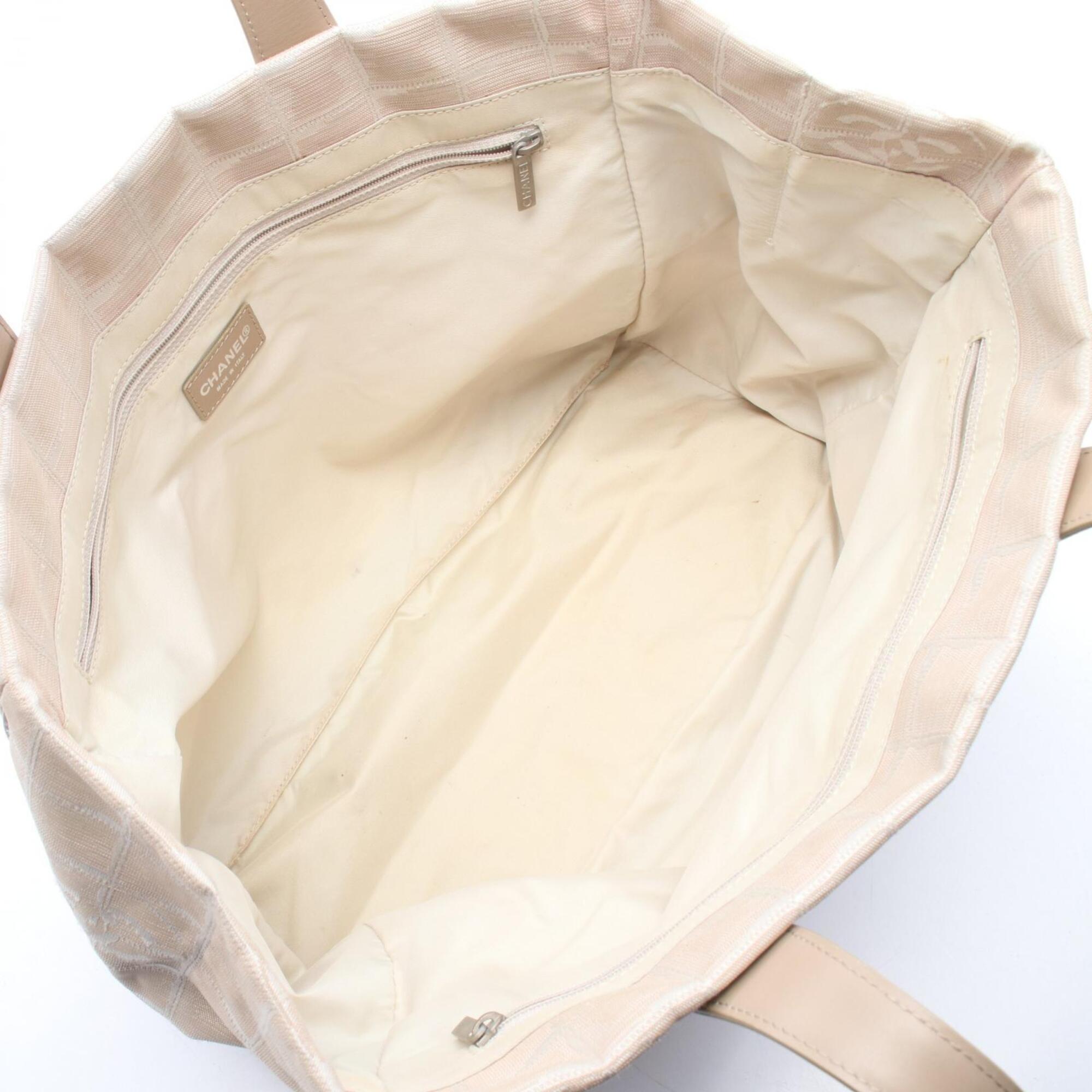 Chanel Beige Nylon Canvas Handbag Tote Bag (Pre-Owned)