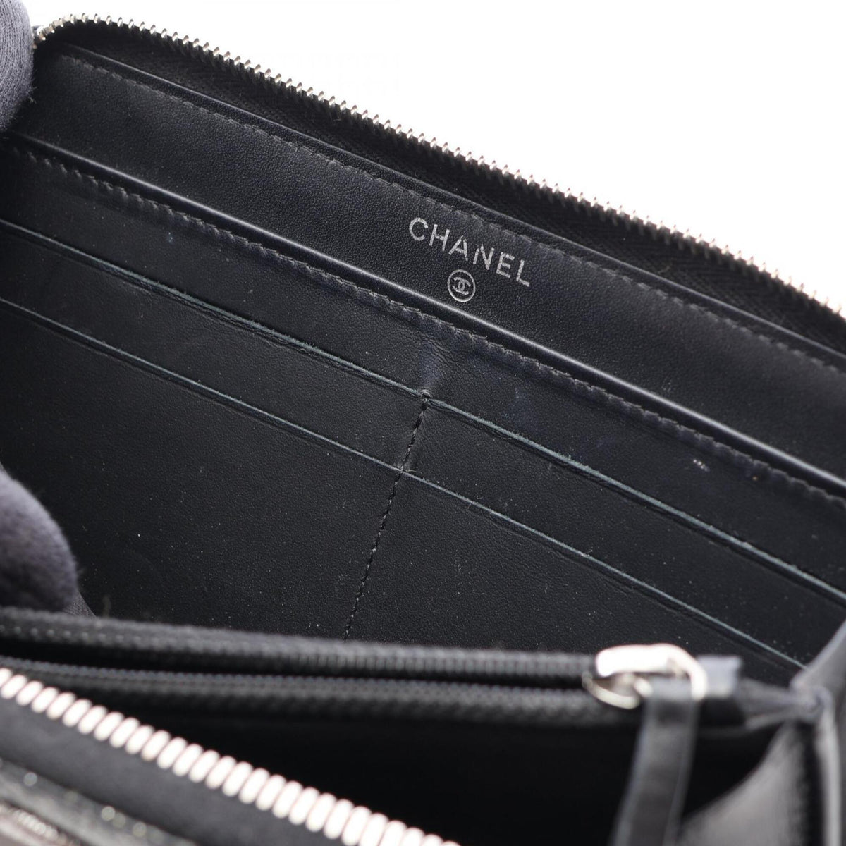 Chanel Black Grained Calfskin Long Wallet (Bi-Fold) (Pre-Owned)