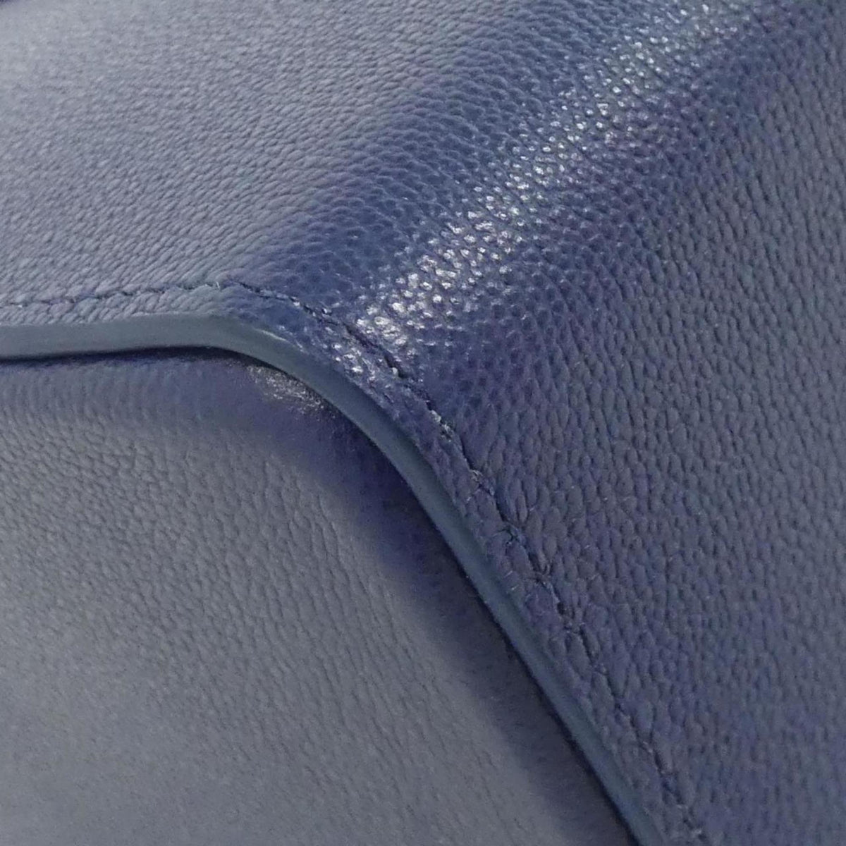 Bvlgari Navy Leather Handbag (Pre-Owned)