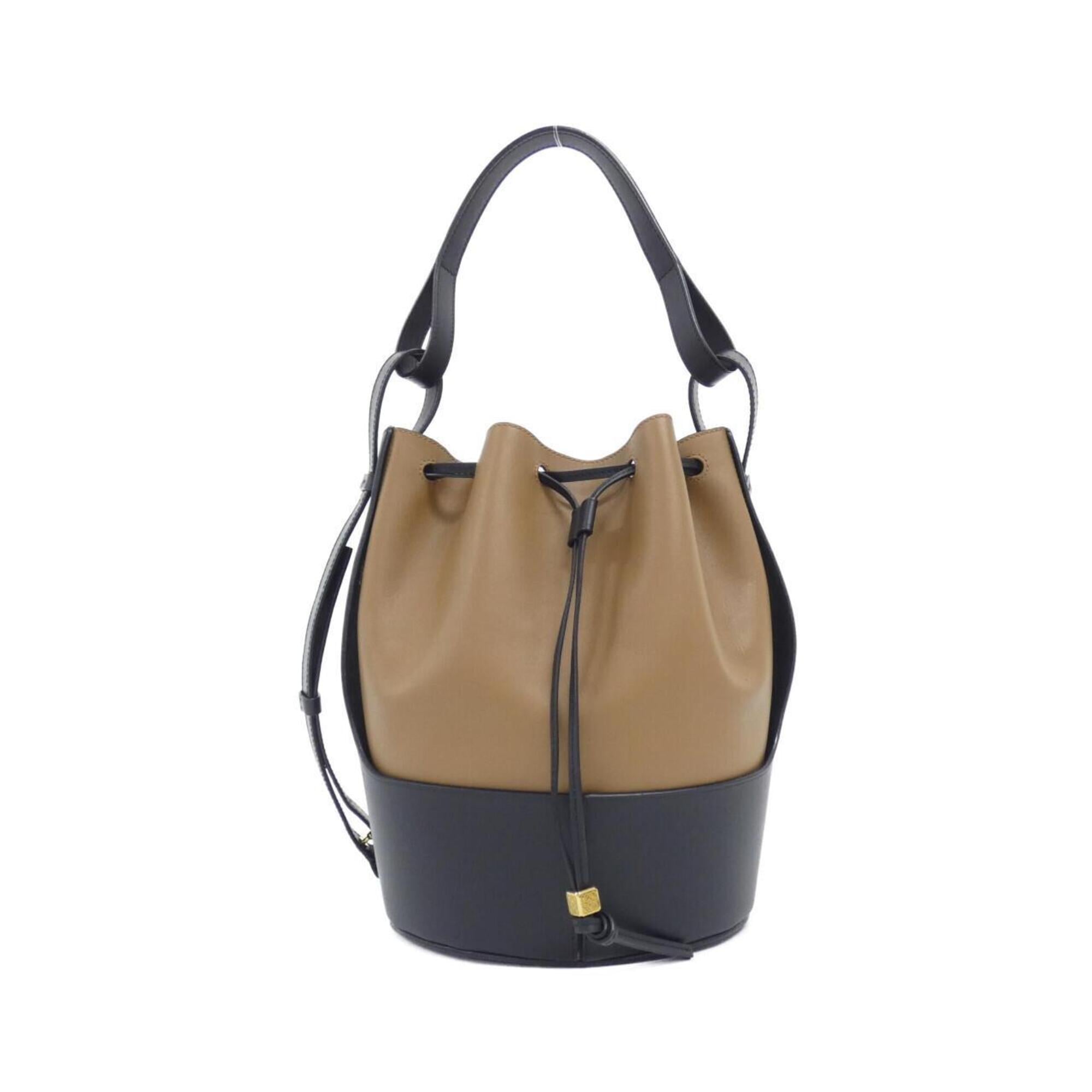 Loewe Black Leather Shoulder Bag (Pre-Owned)