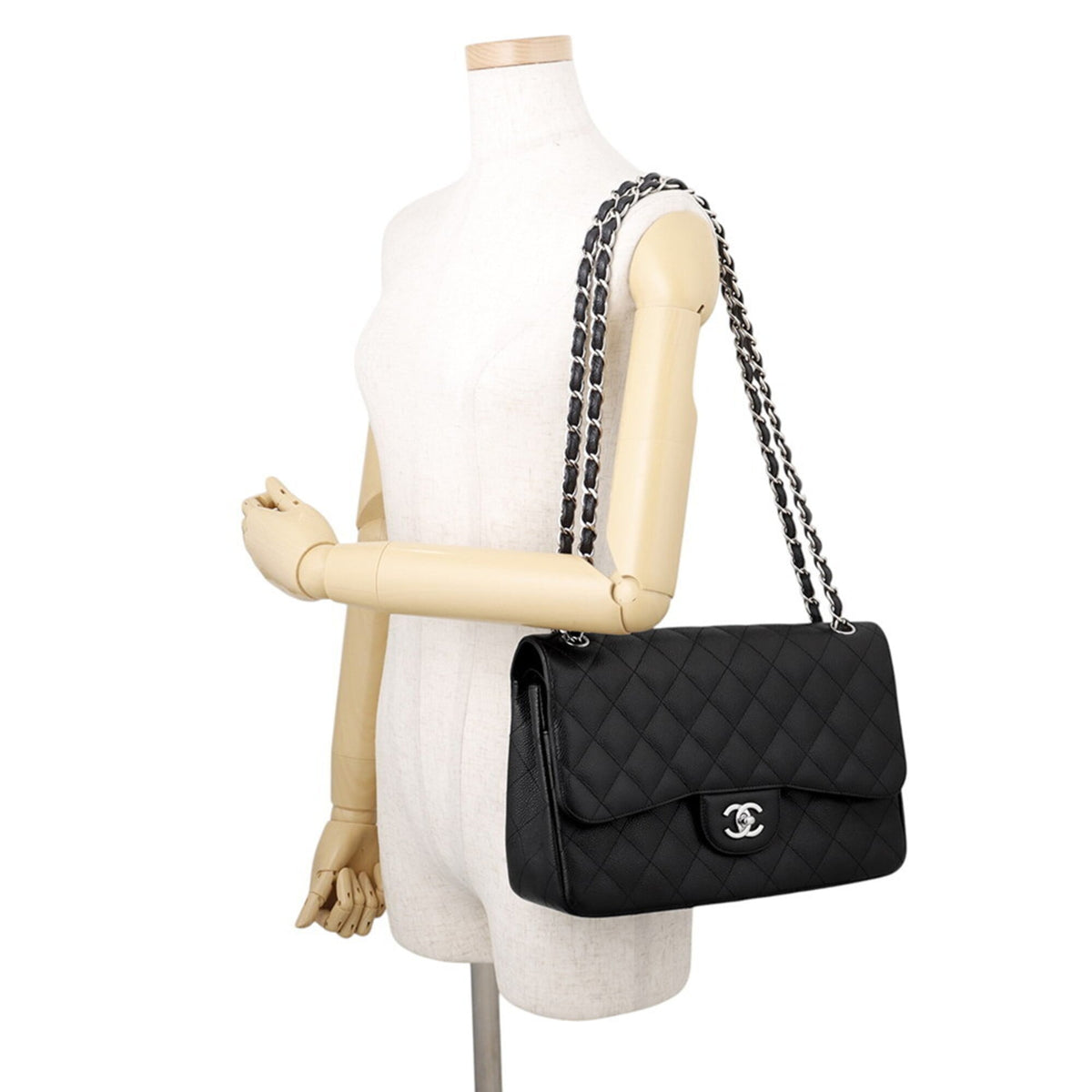 Chanel Black Grained Calfskin Handbag Shoulder Bag (Pre-Owned)