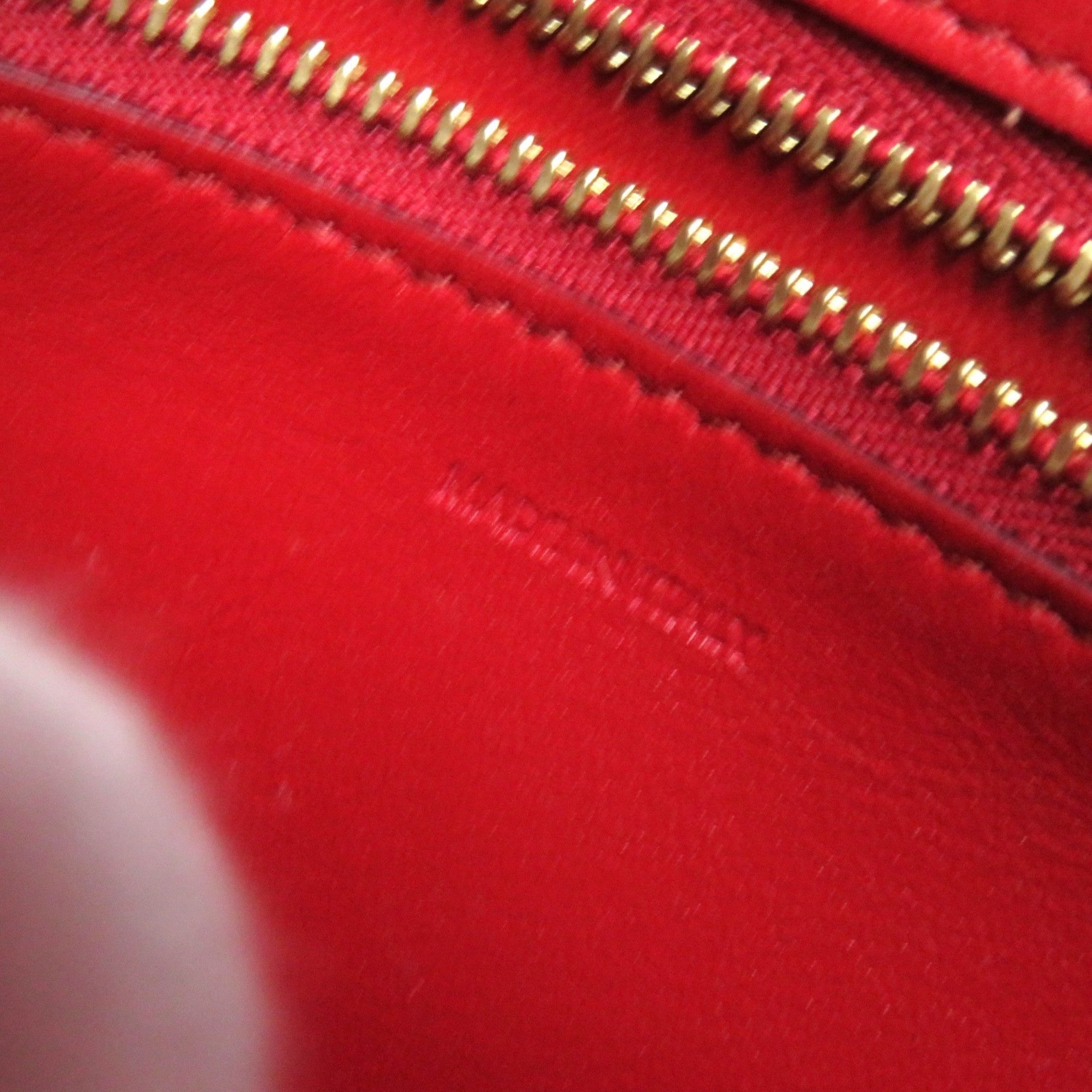 Celine Red Color Leather Shoulder Bag (Pre-Owned)