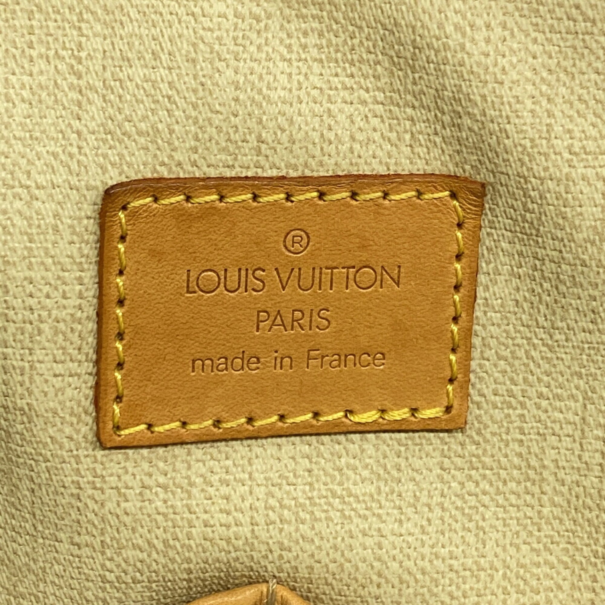 Louis Vuitton Brown Handbag (Pre-Owned)