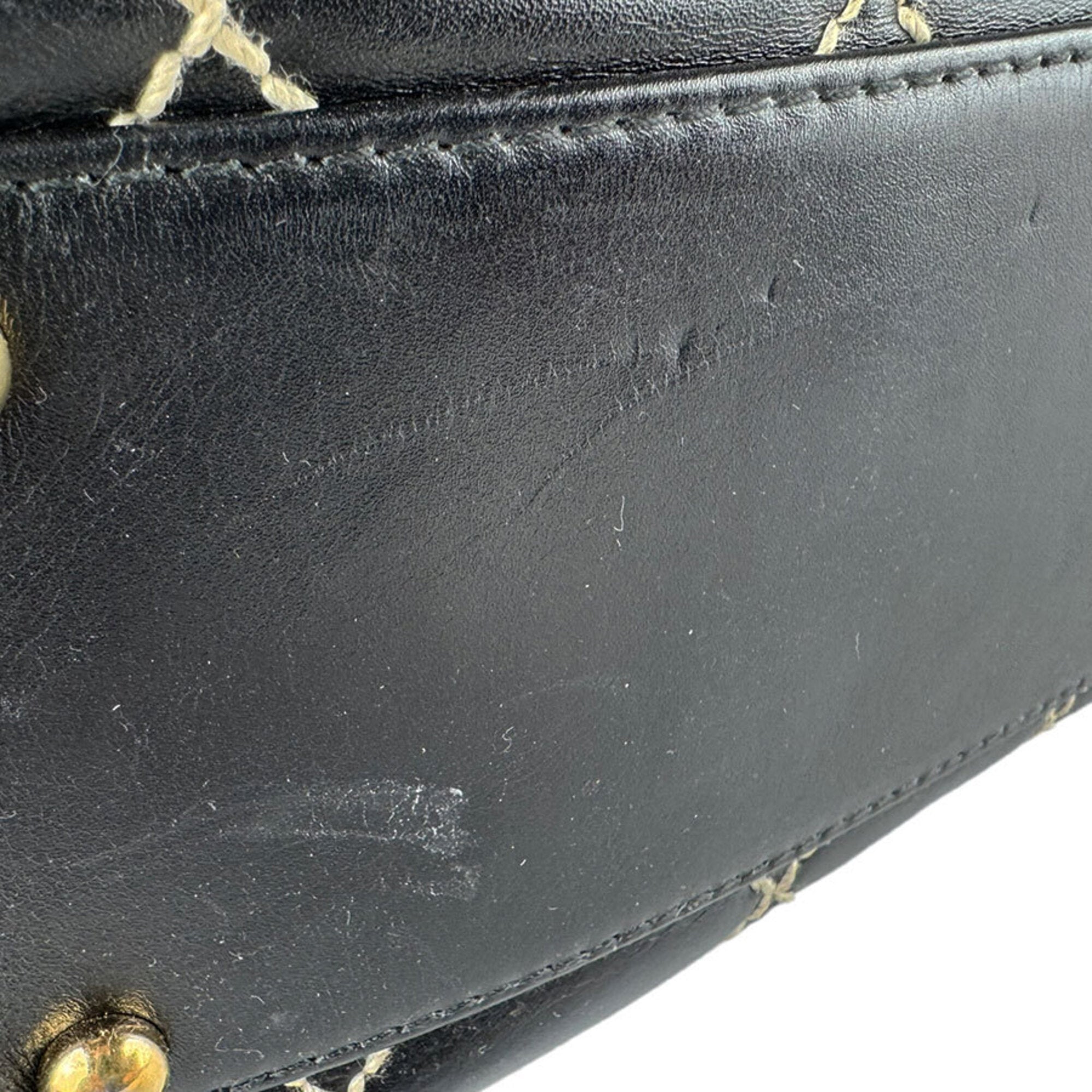 Chanel Black Leather Handbag (Pre-Owned)