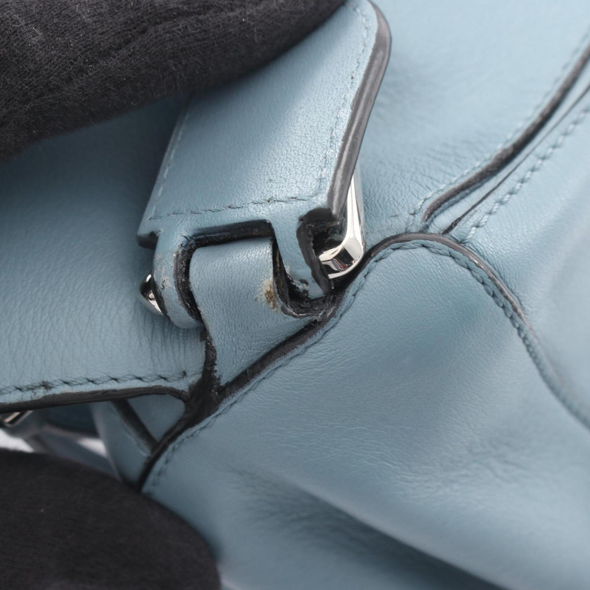 Loewe Blue Leather Handbag Shoulder Bag (Pre-Owned)
