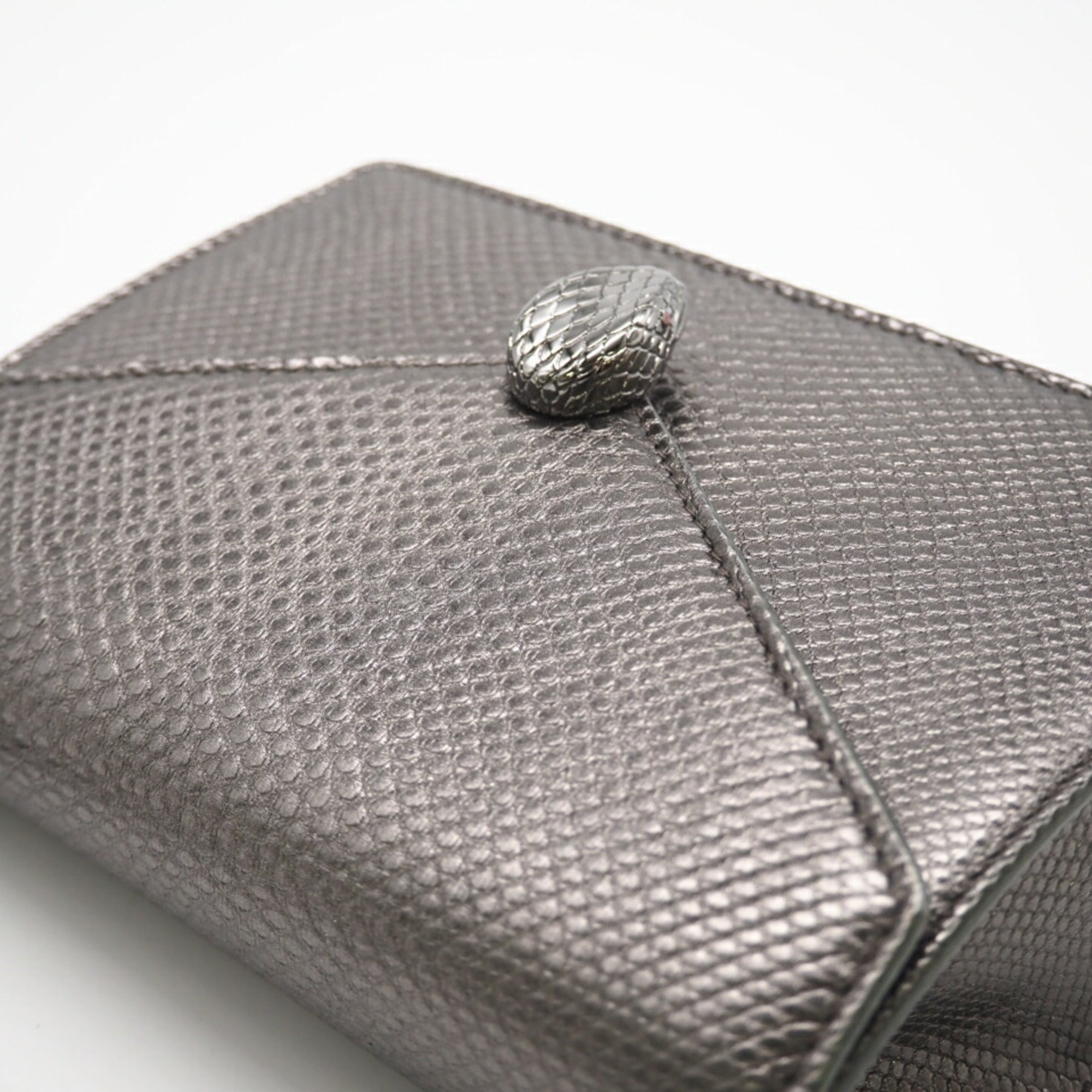 Bvlgari Silver Leather Shoulder Bag (Pre-Owned)