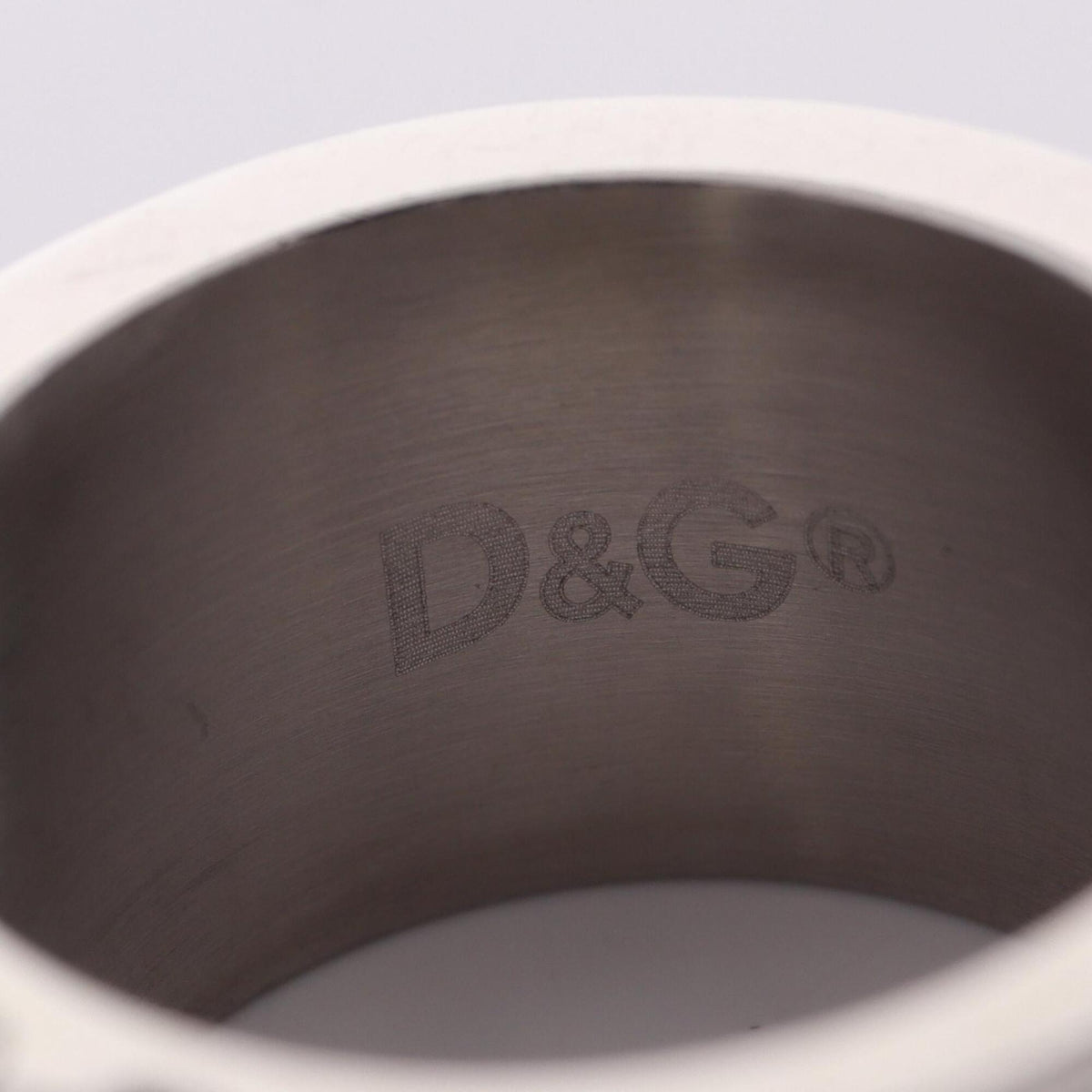 Dolce & Gabbana Silver Black Metal Band Ring (Pre-Owned)