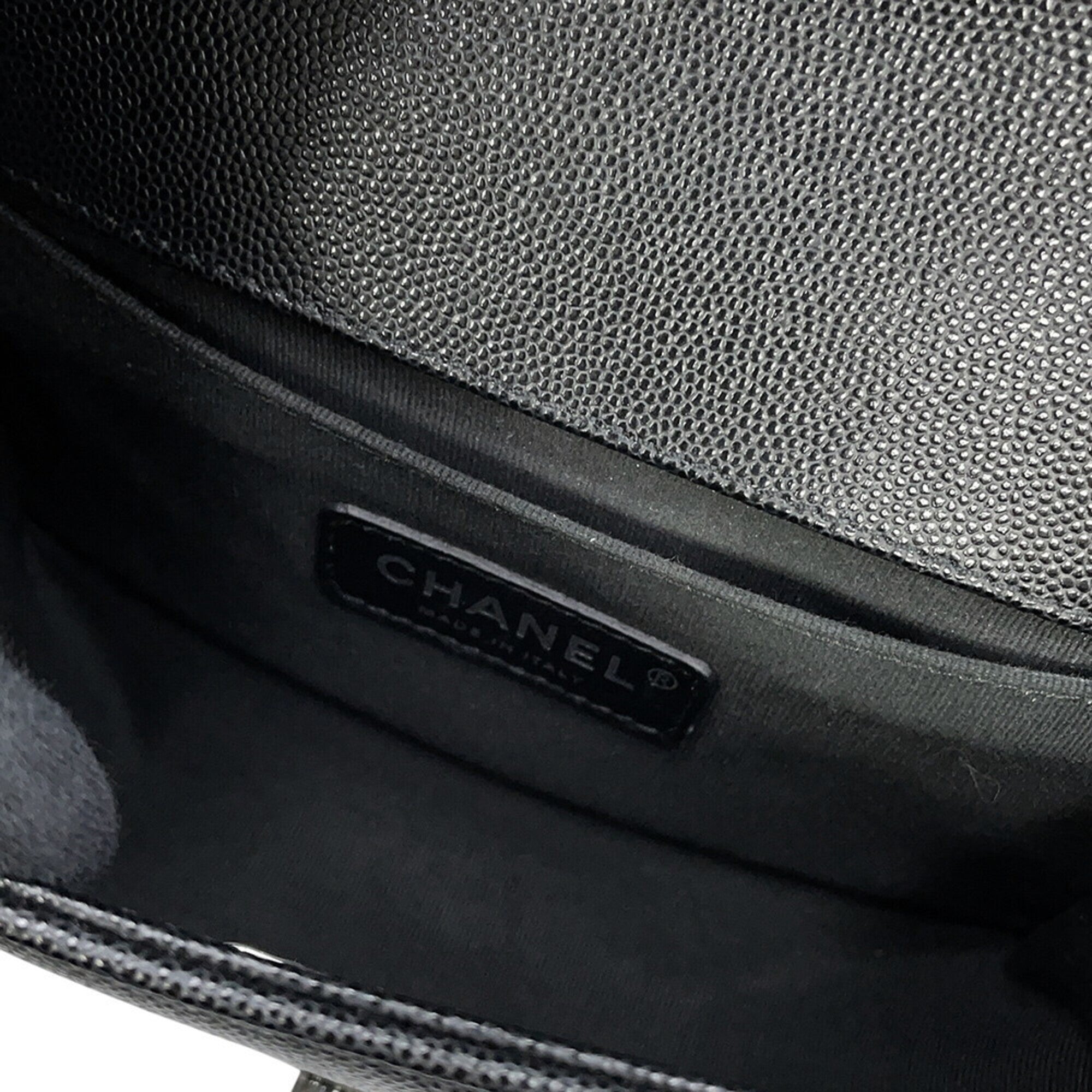 Chanel Black Grained Calfskin Shoulder Bag (Pre-Owned)