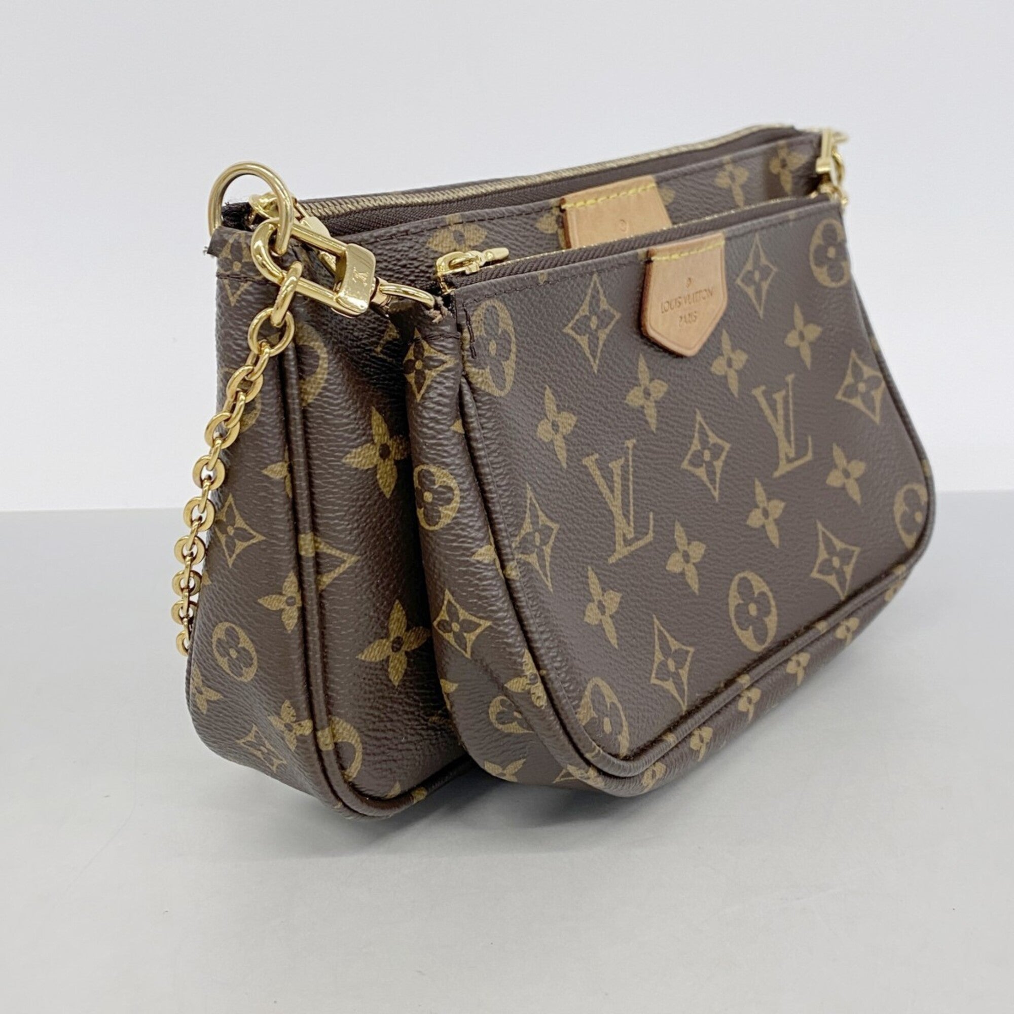 Louis Vuitton Khaki Handbag (Pre-Owned)