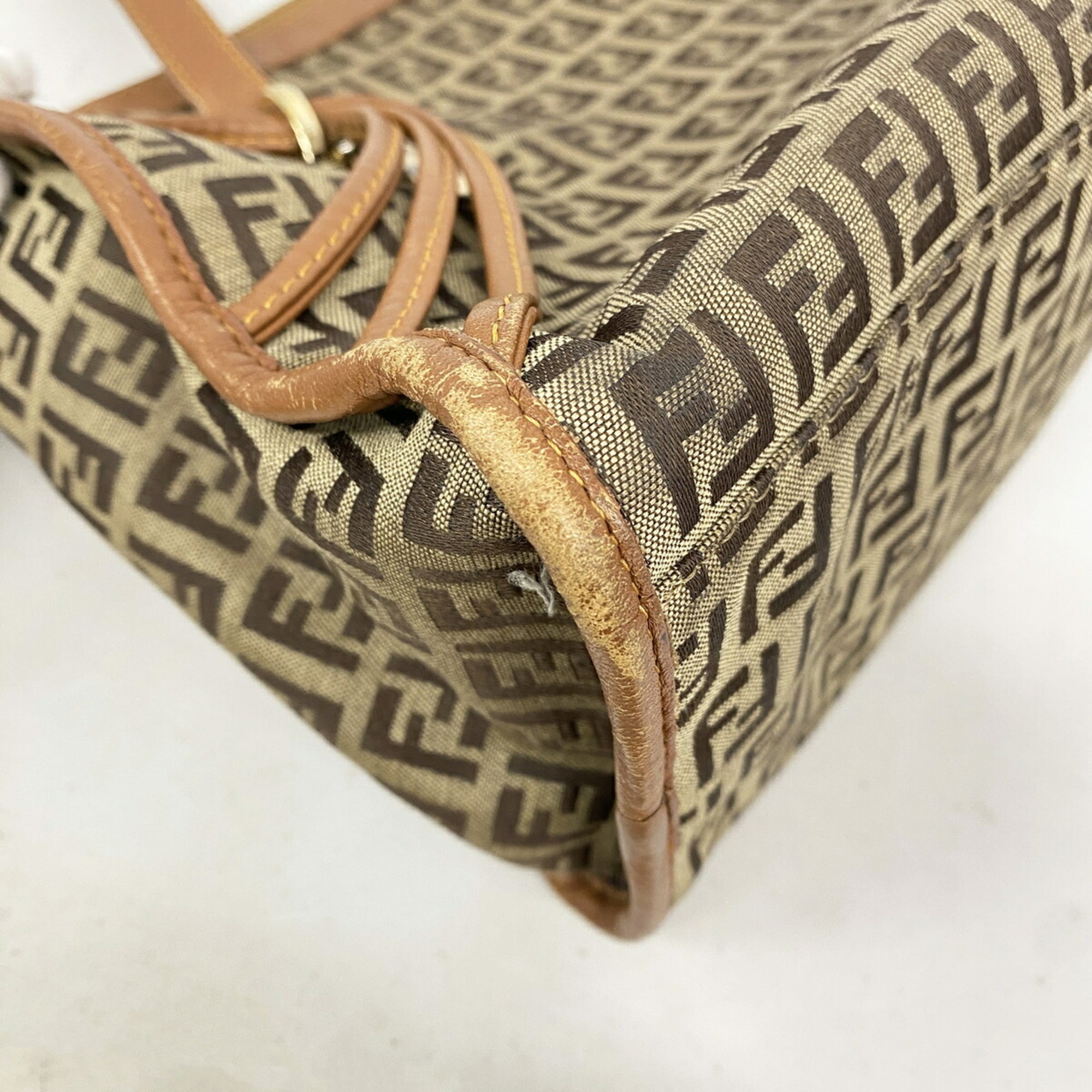 Fendi Brown Canvas Handbag (Pre-Owned)
