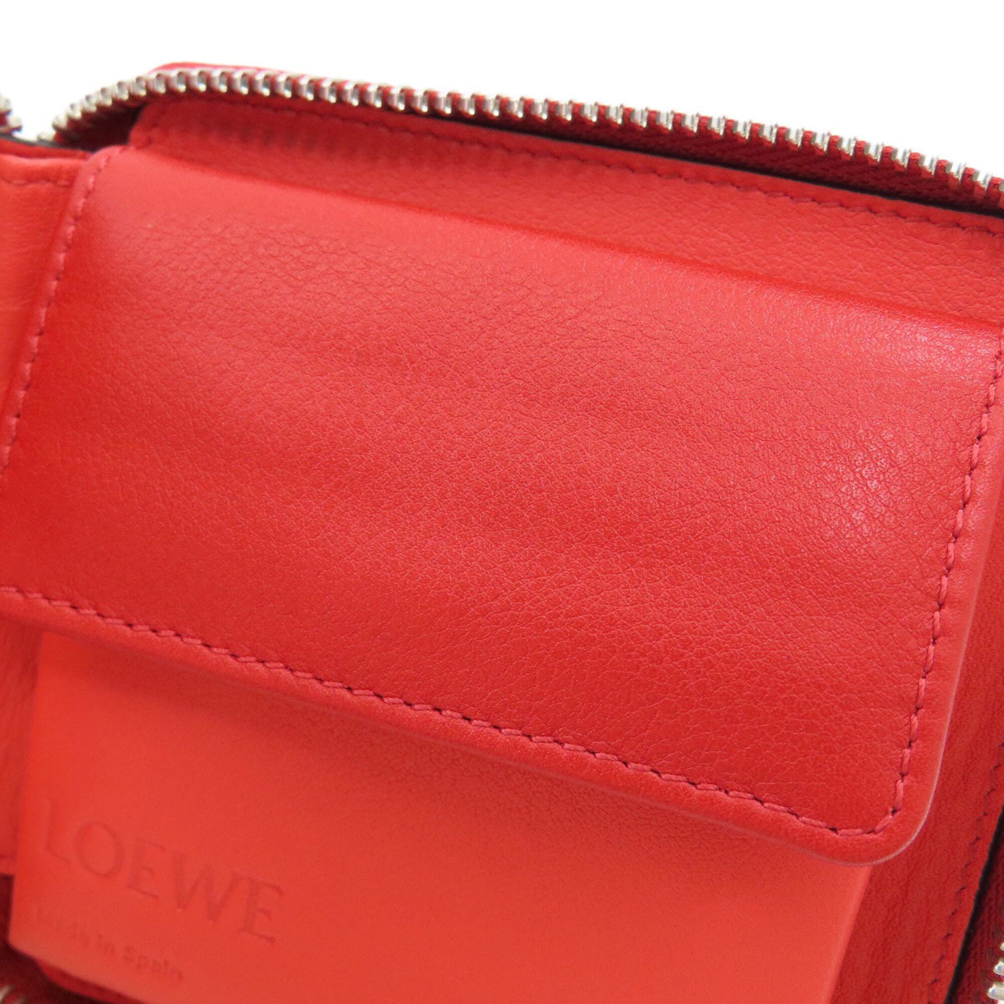 Loewe Red Color Leather Wallet (Bi-Fold) (Pre-Owned)