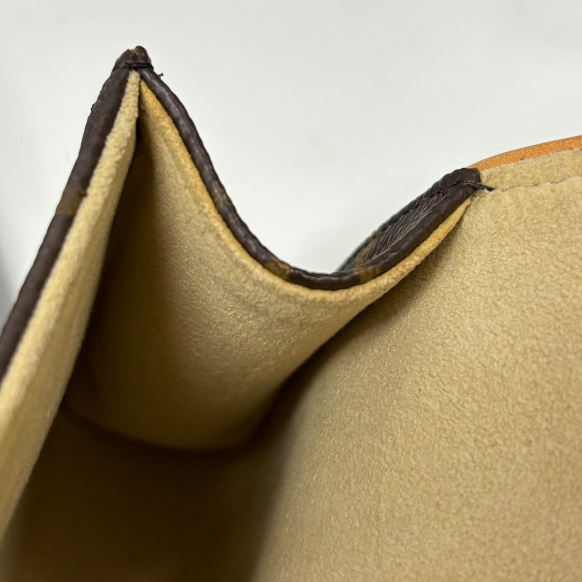Louis Vuitton Monogram Brown Monogram Leather Fanny Pack Pochette (Pre-Owned)