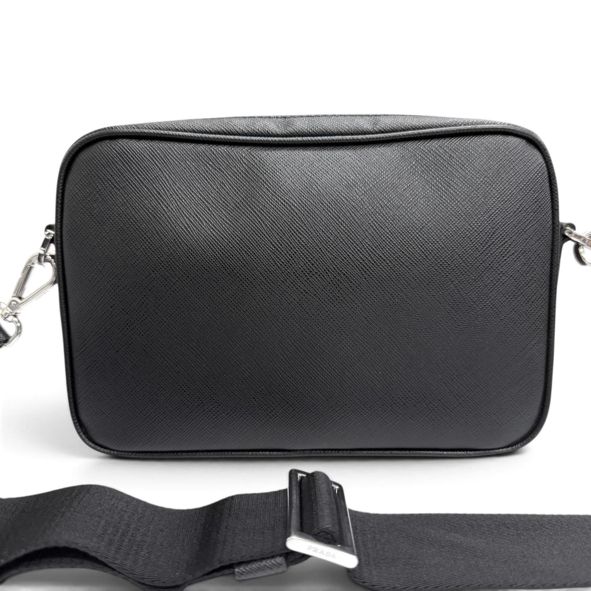 Prada Black Leather Pouch Shoulder Bag (Pre-Owned)
