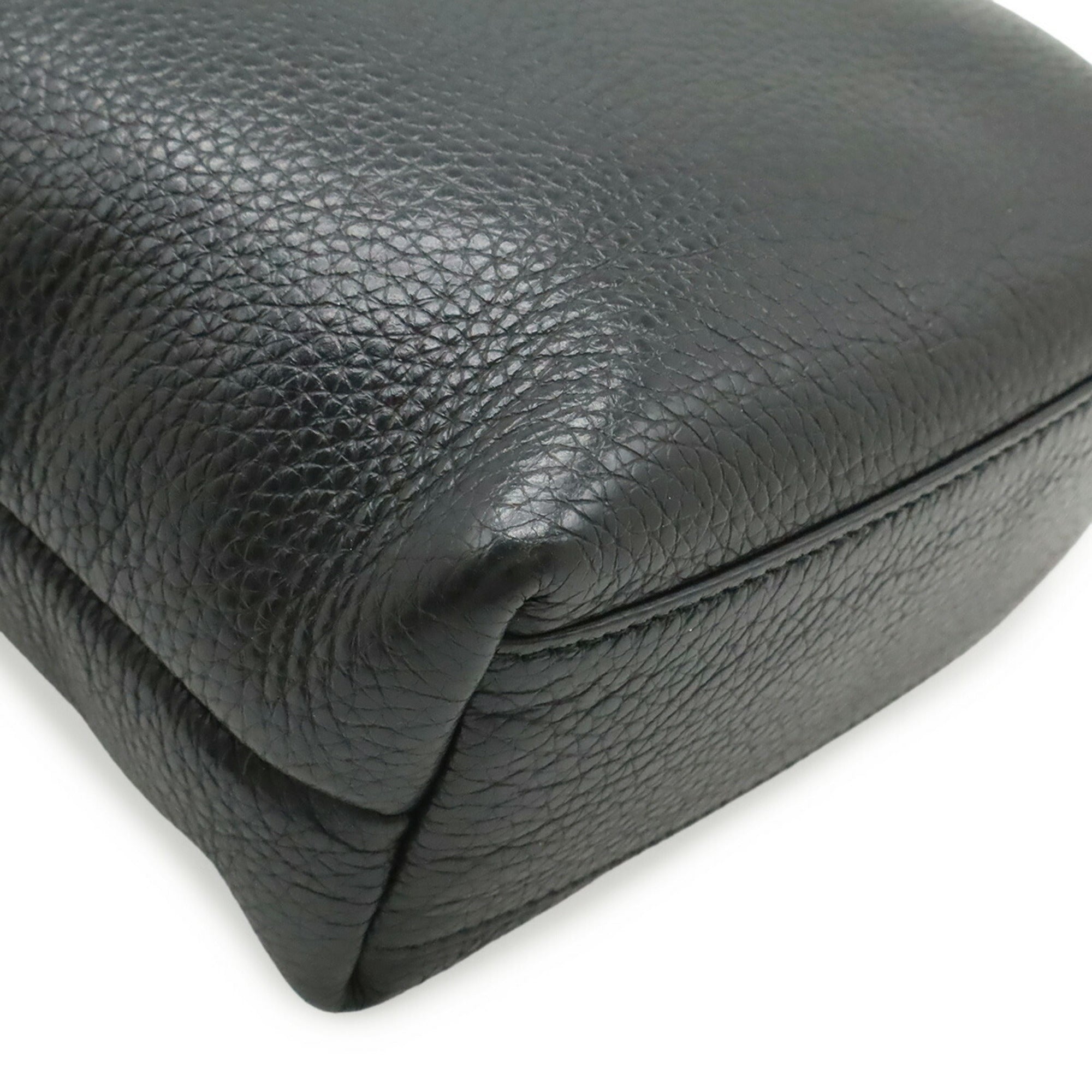 Salvatore Ferragamo Black Leather Handbag Shoulder Bag (Pre-Owned)