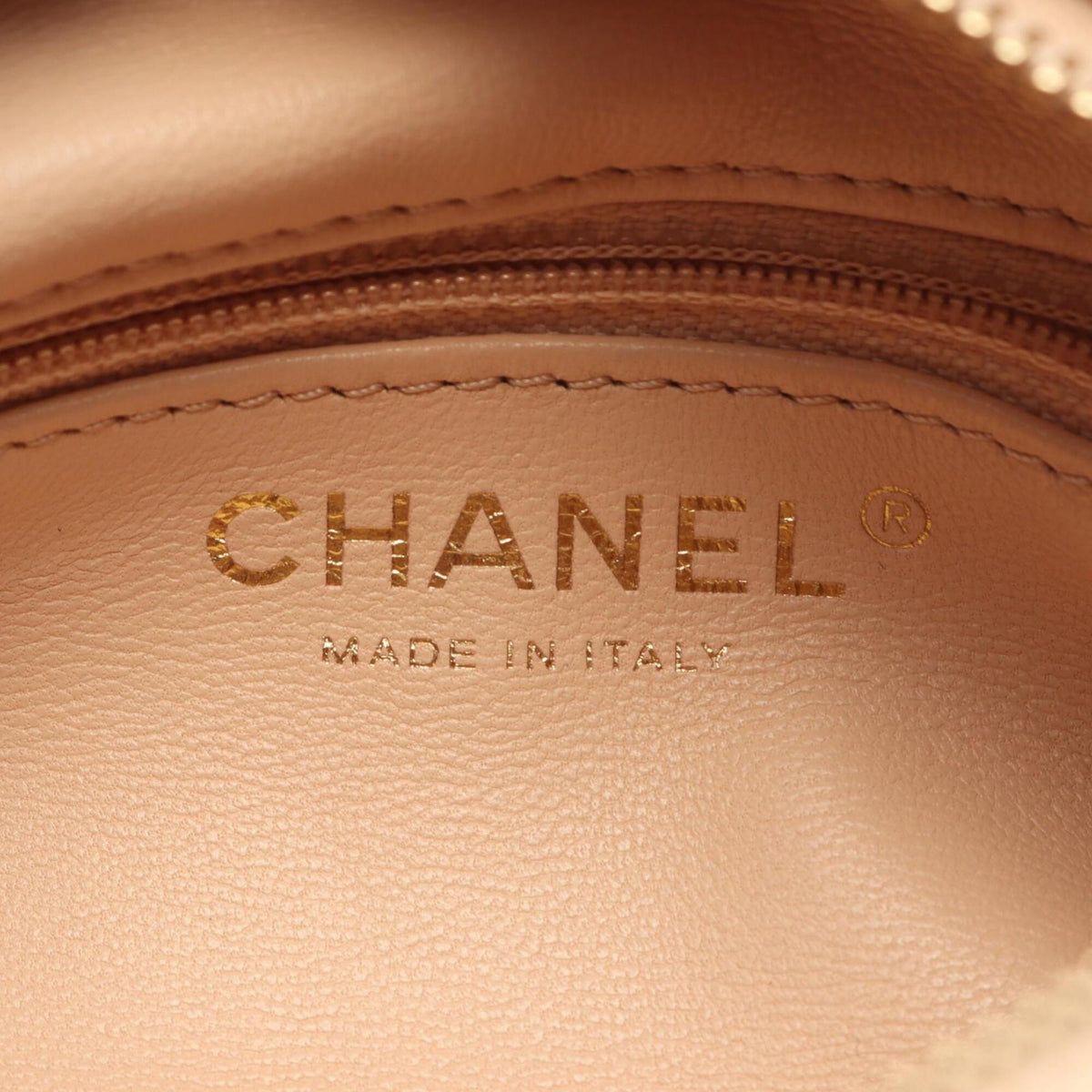 Chanel Beige Leather Handbag Shoulder Bag (Pre-Owned)