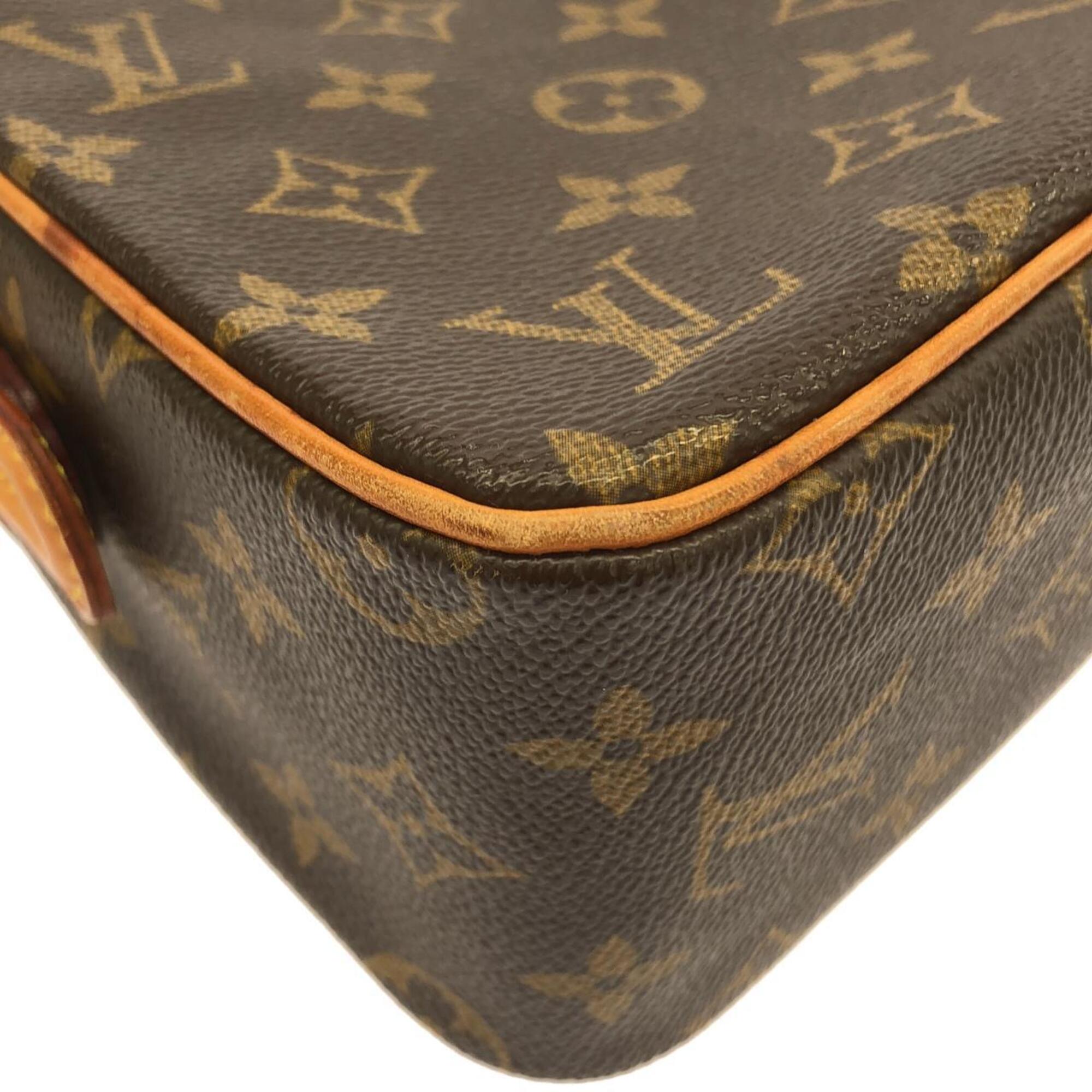 Louis Vuitton Marron Coated Canvas Shoulder Bag (Pre-Owned)