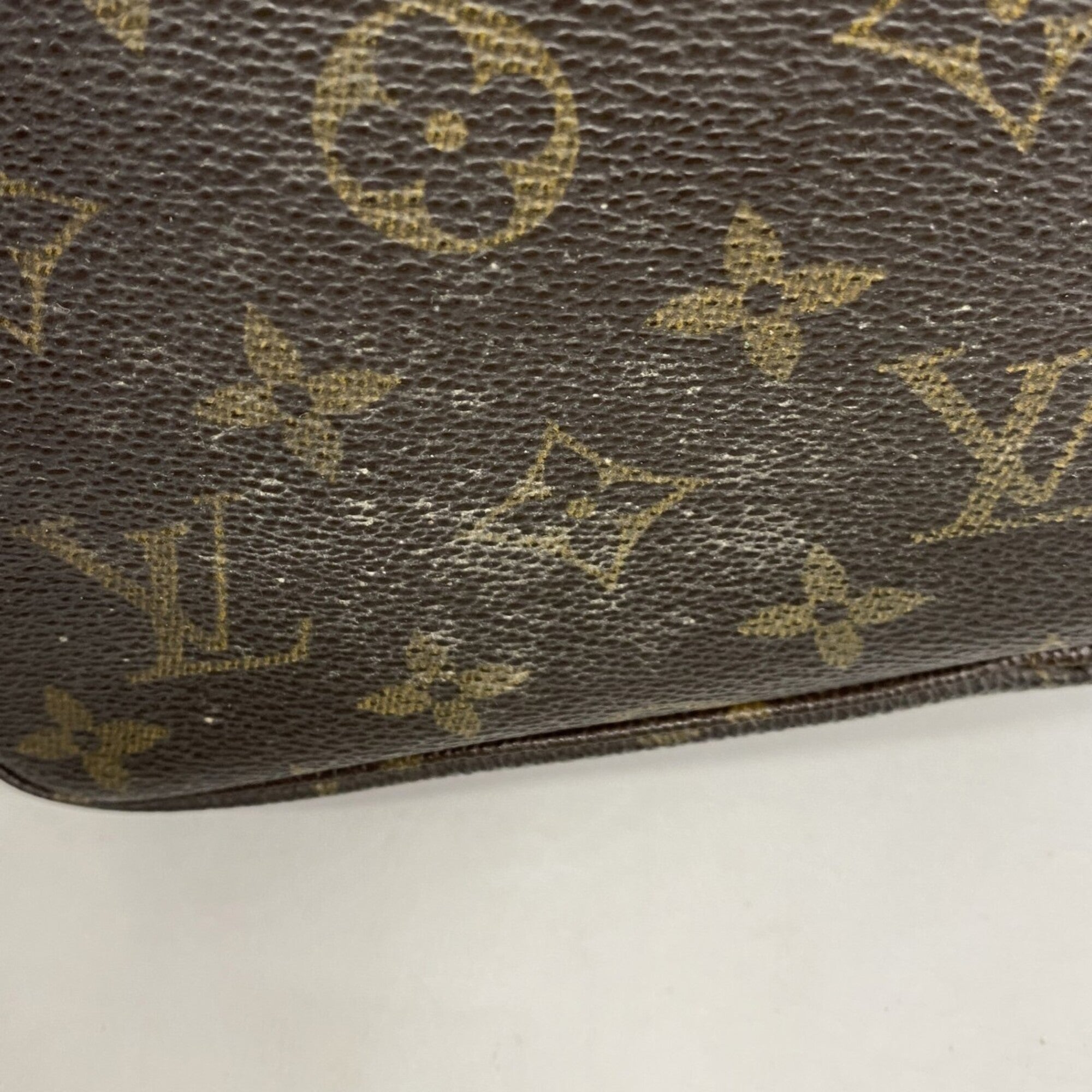 Louis Vuitton Brown Pouch (Pre-Owned)