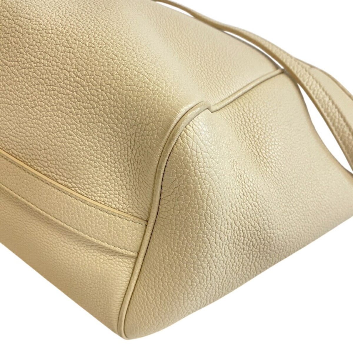 Celine Beige Off-White Leather Shoulder Bag (Pre-Owned)