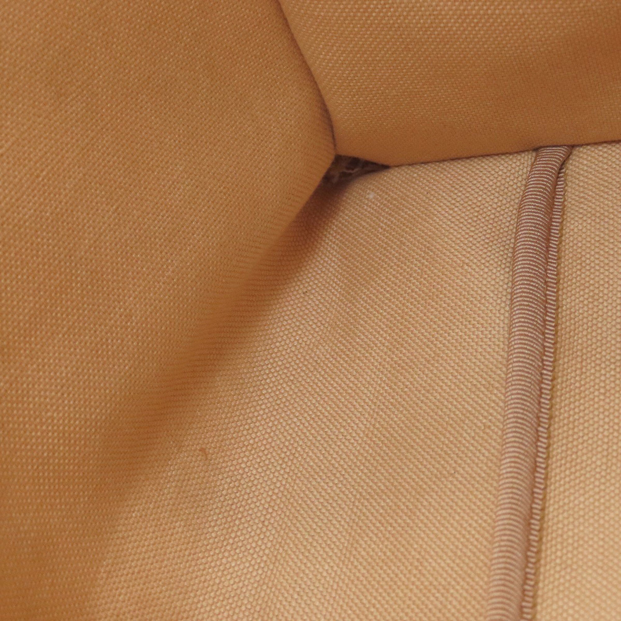 Gucci Beige Canvas Handbag (Pre-Owned)
