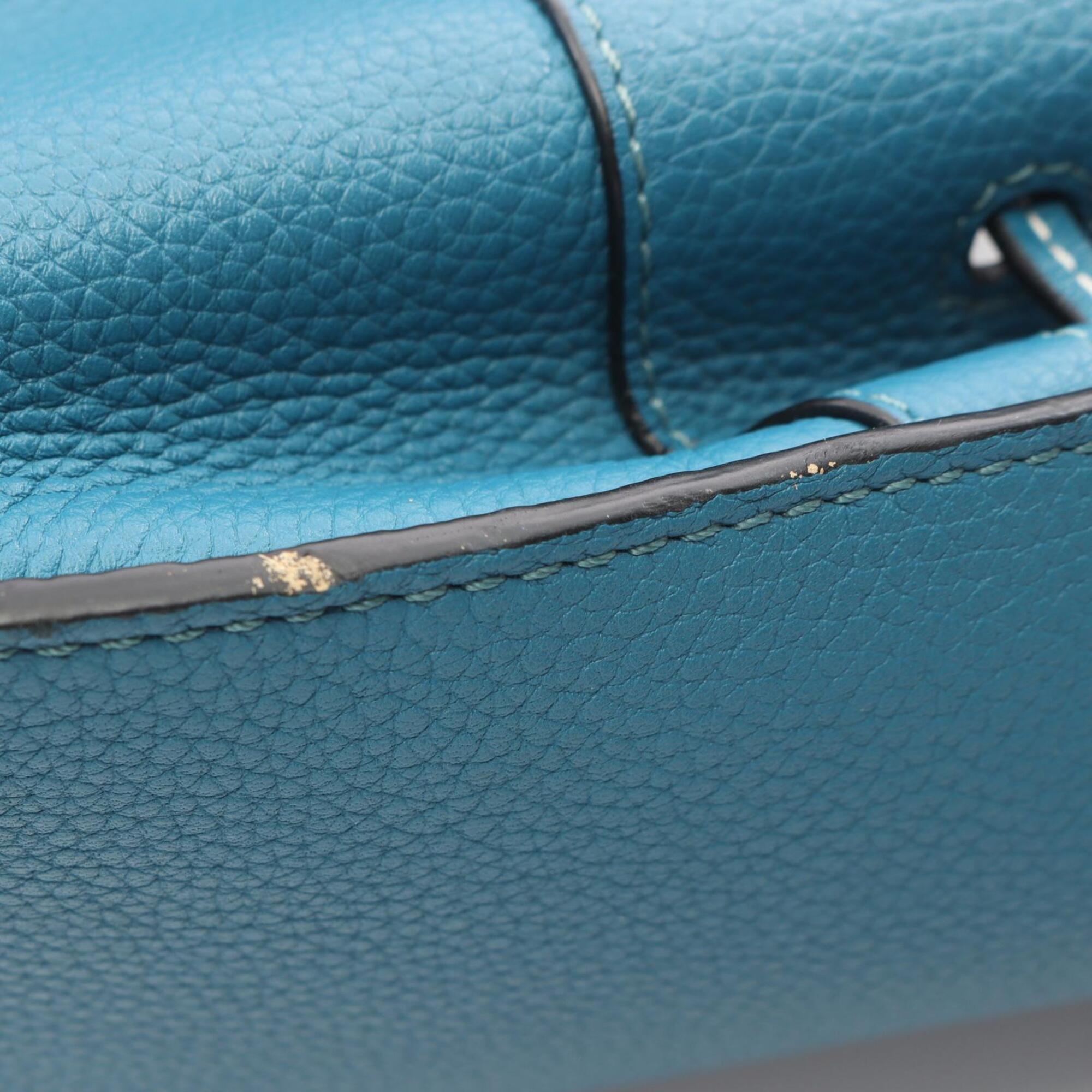 Loewe Green Leather Handbag (Pre-Owned)