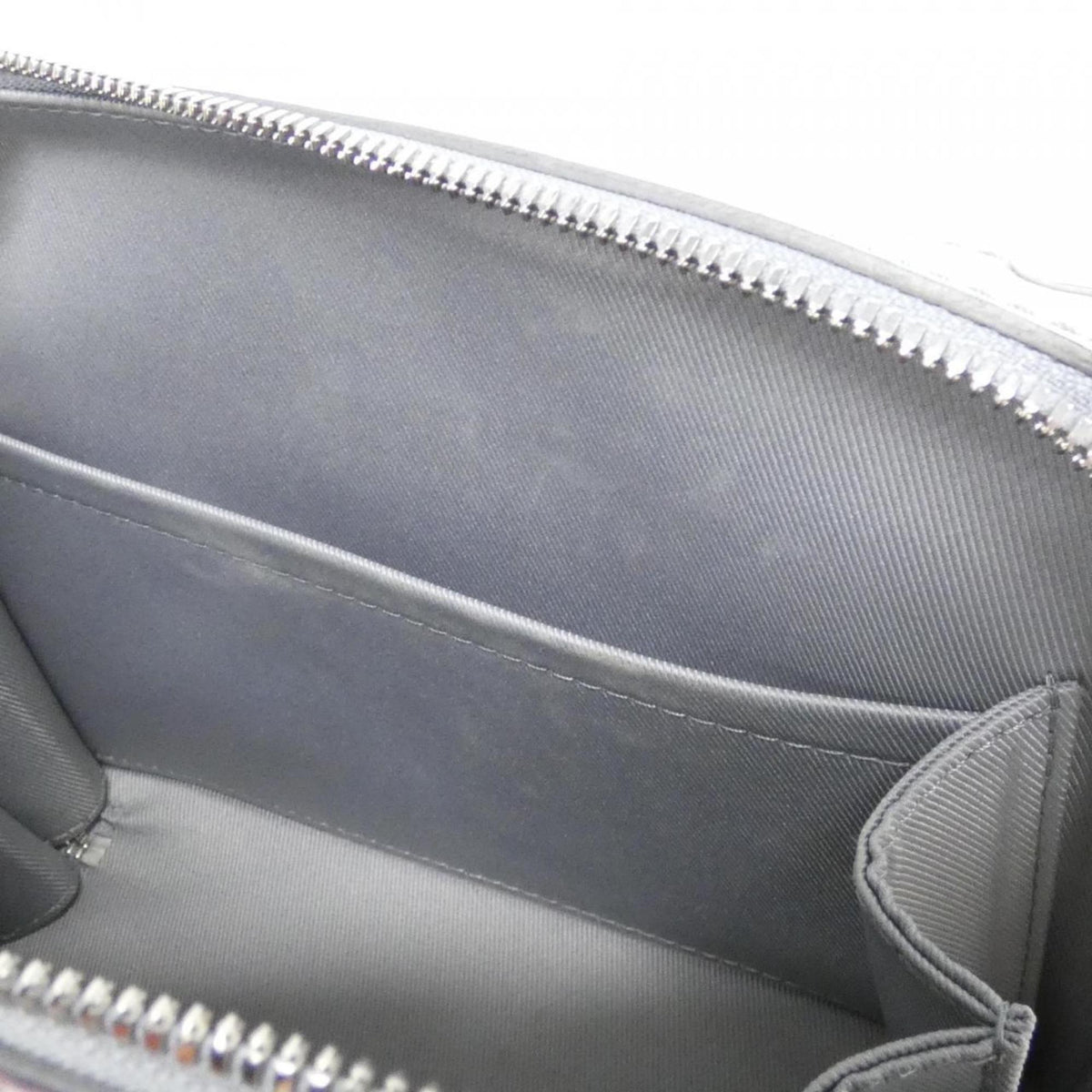 Louis Vuitton Silver Pvc Shoulder Bag (Pre-Owned)