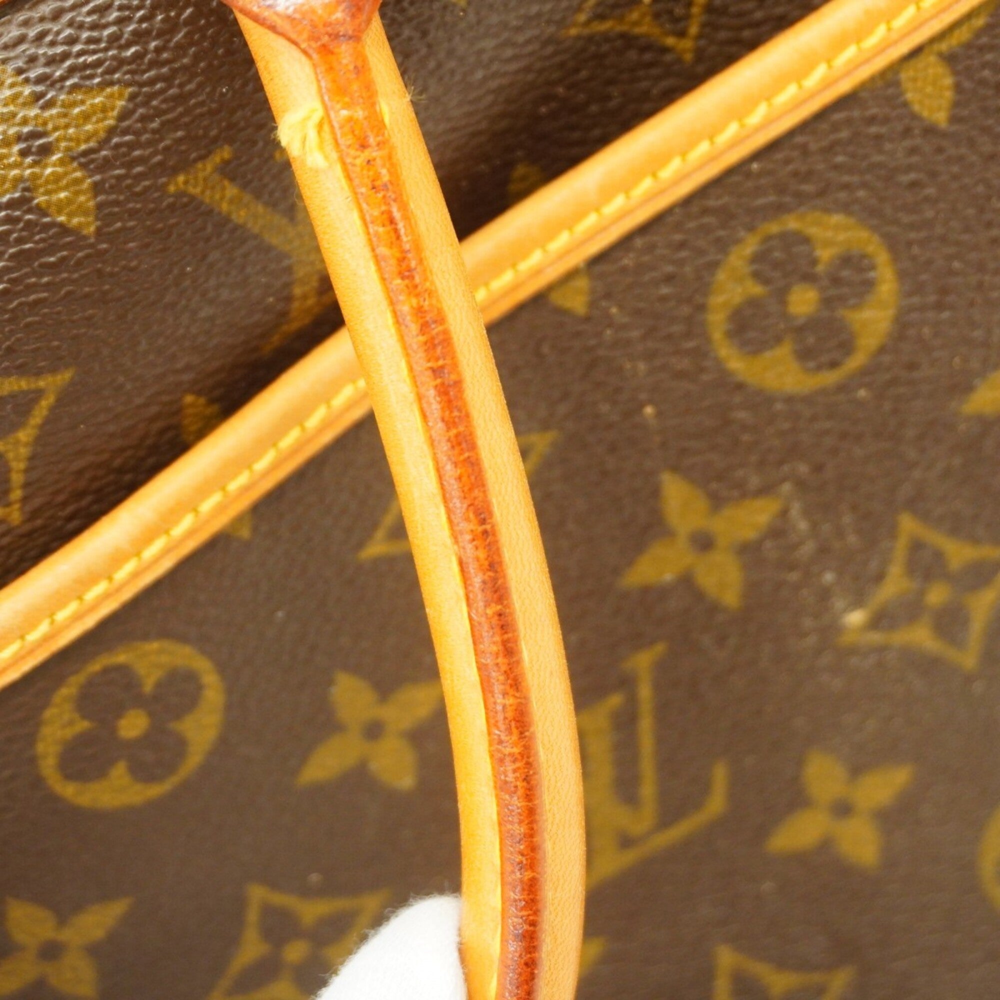 Louis Vuitton Brown Handbag (Pre-Owned)