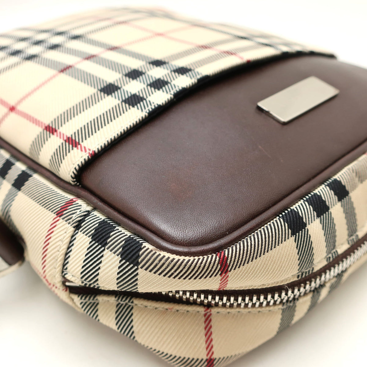 Burberry Nylon Canvas Leather Shoulder Bag (Pre-Owned)
