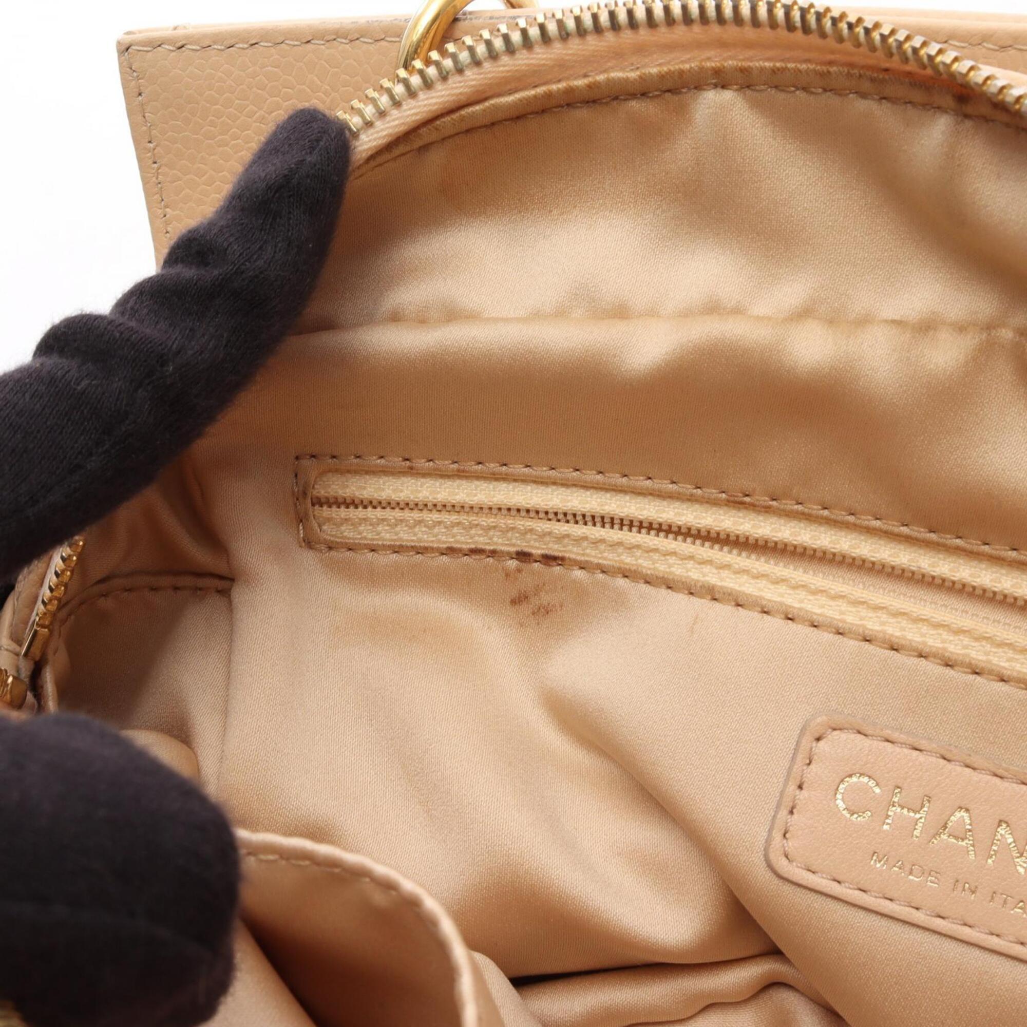 Chanel Beige Leather Handbag Shoulder Bag (Pre-Owned)