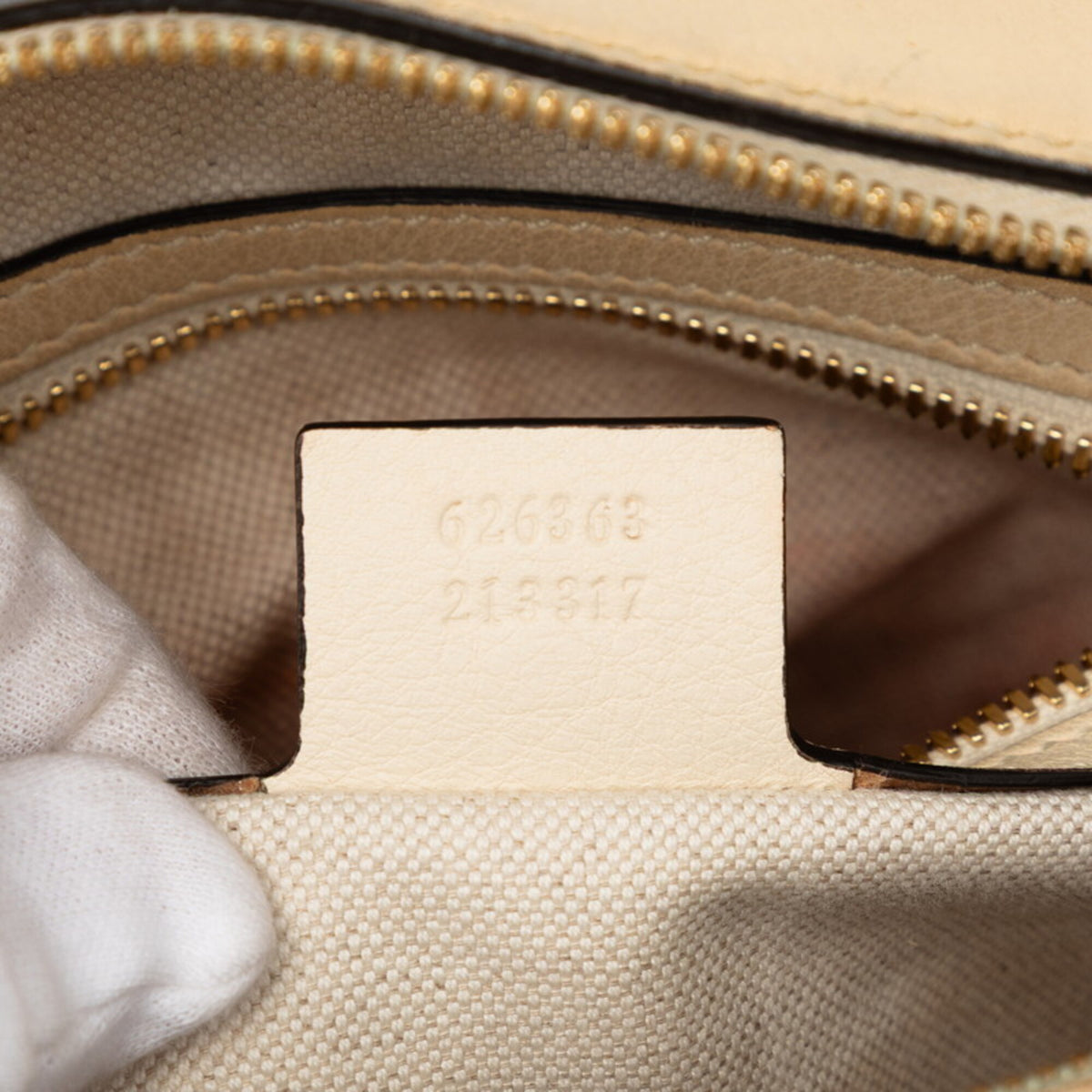 Gucci Beige Red Color Leather Shoulder Bag (Pre-Owned)
