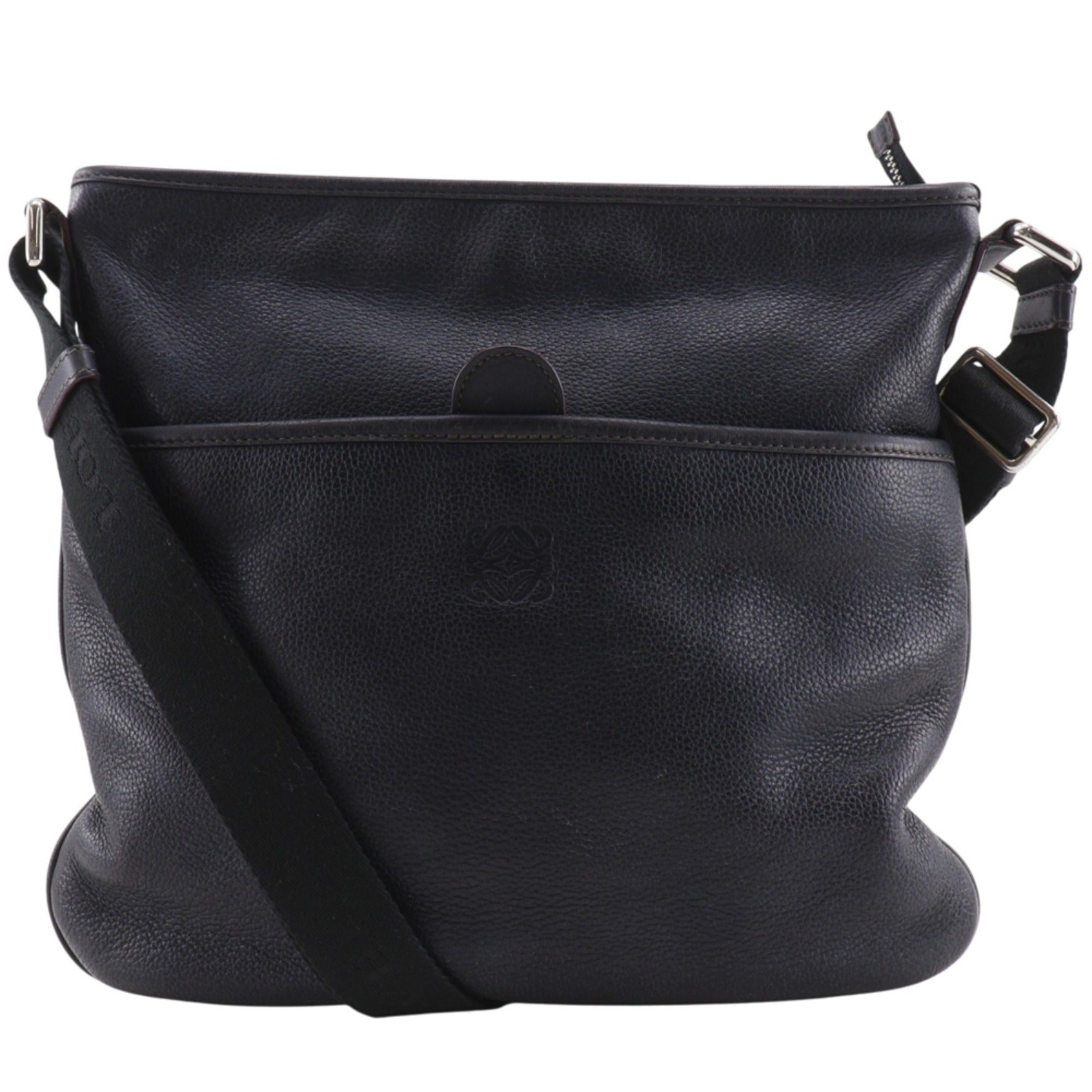 Loewe Black Leather Shoulder Bag (Pre-Owned)