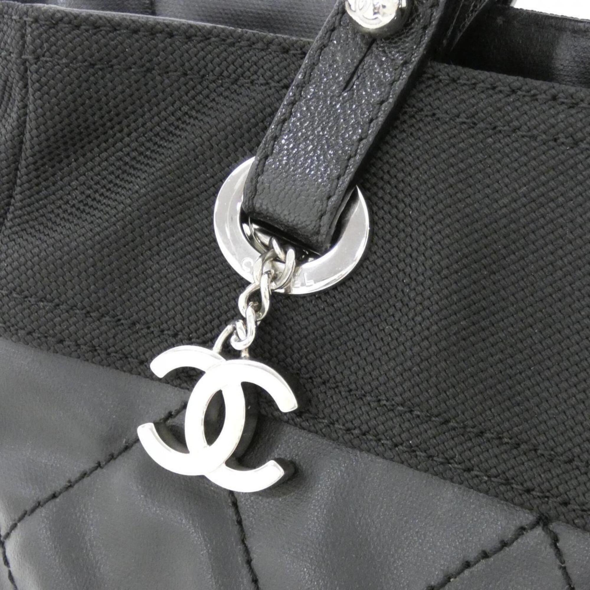 Chanel Black Canvas Handbag (Pre-Owned)