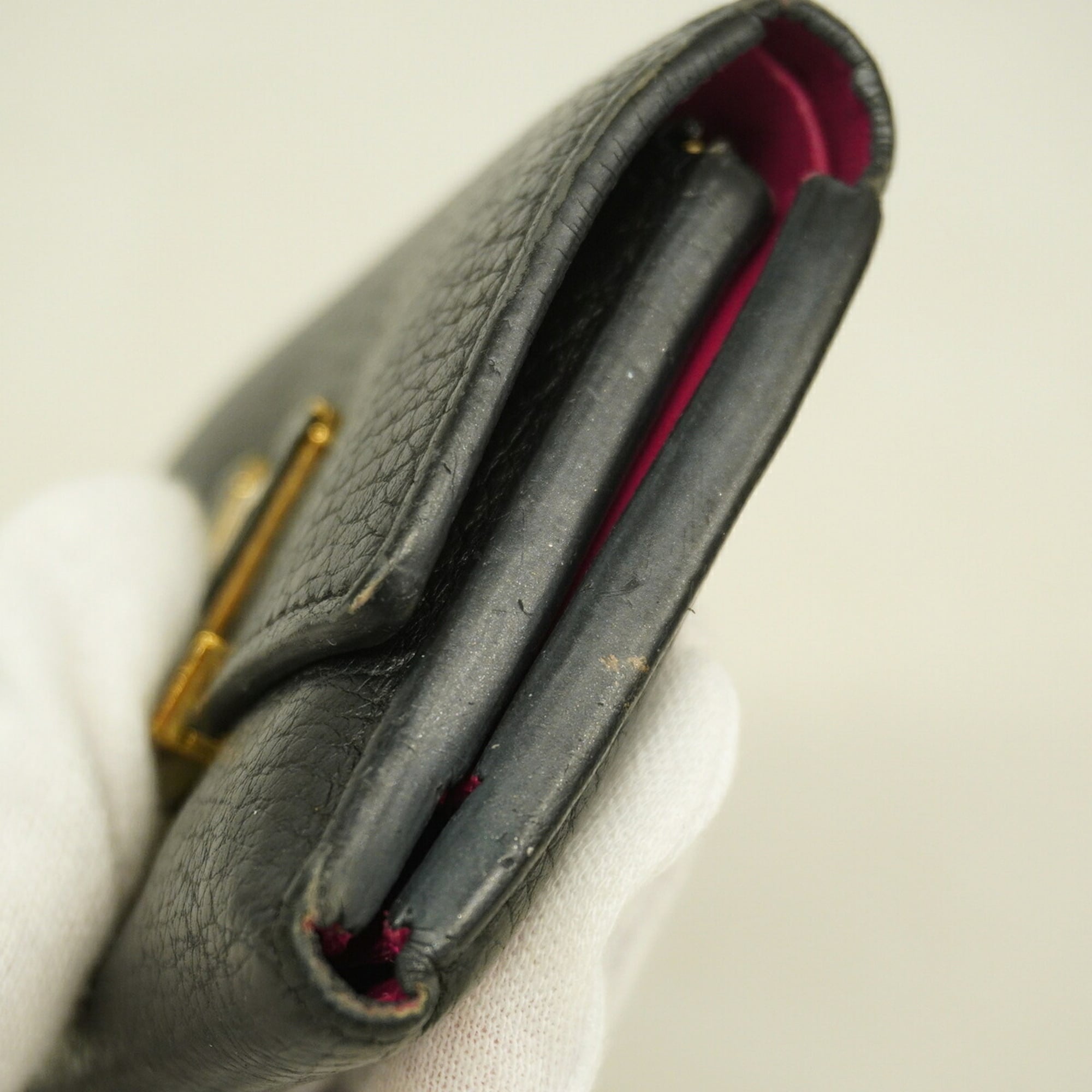 Louis Vuitton Noir Wallet (Tri-Fold) (Pre-Owned)